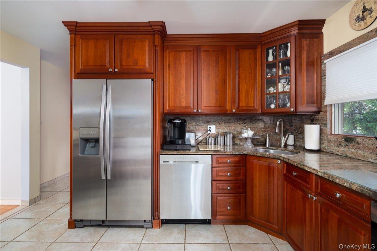 Single Family Seidman Place  Nassau County, NY 11010, MLS-1036274-6