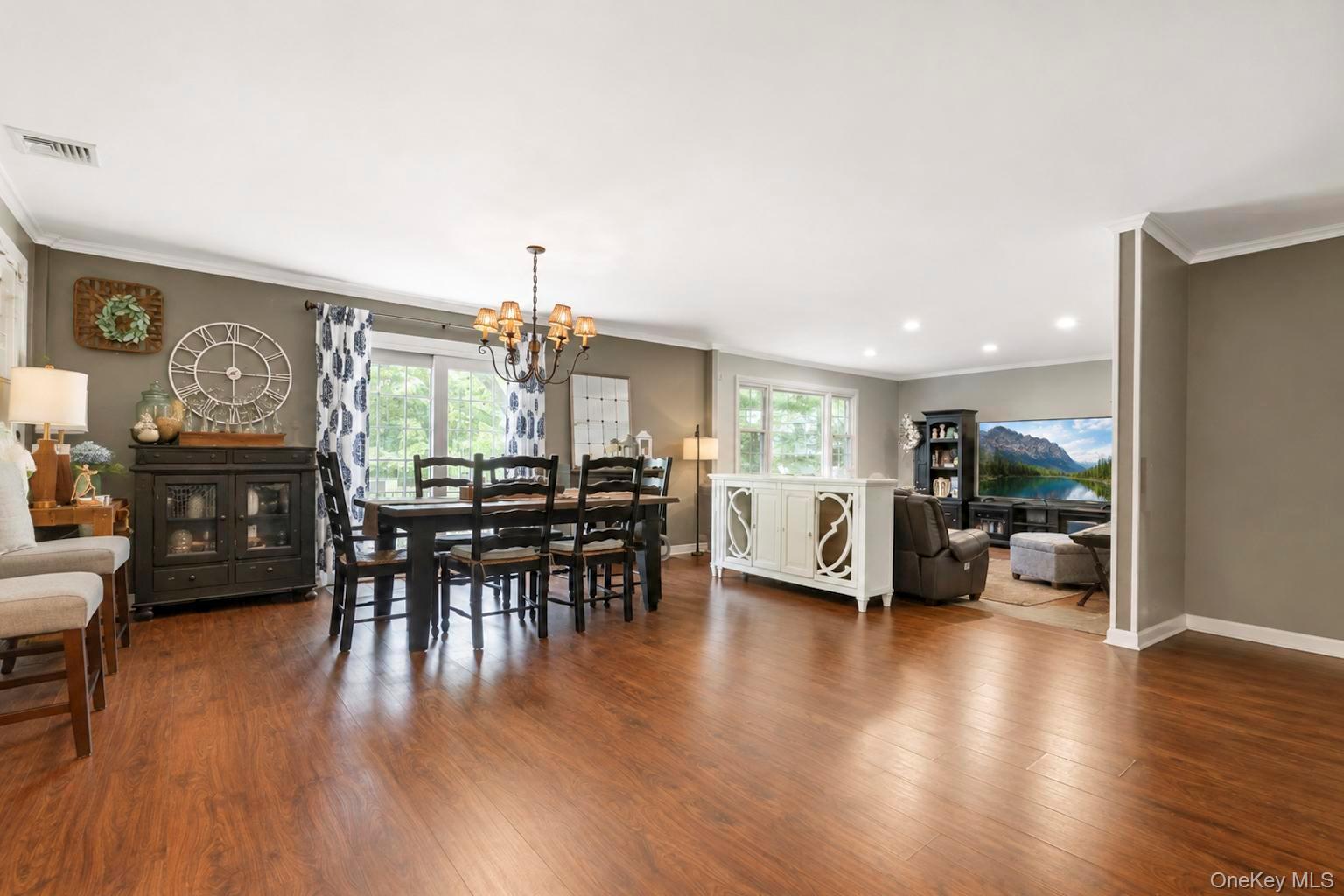 Single Family Reinhardt Court Suffolk County, NY 11715, MLS-1036280-13