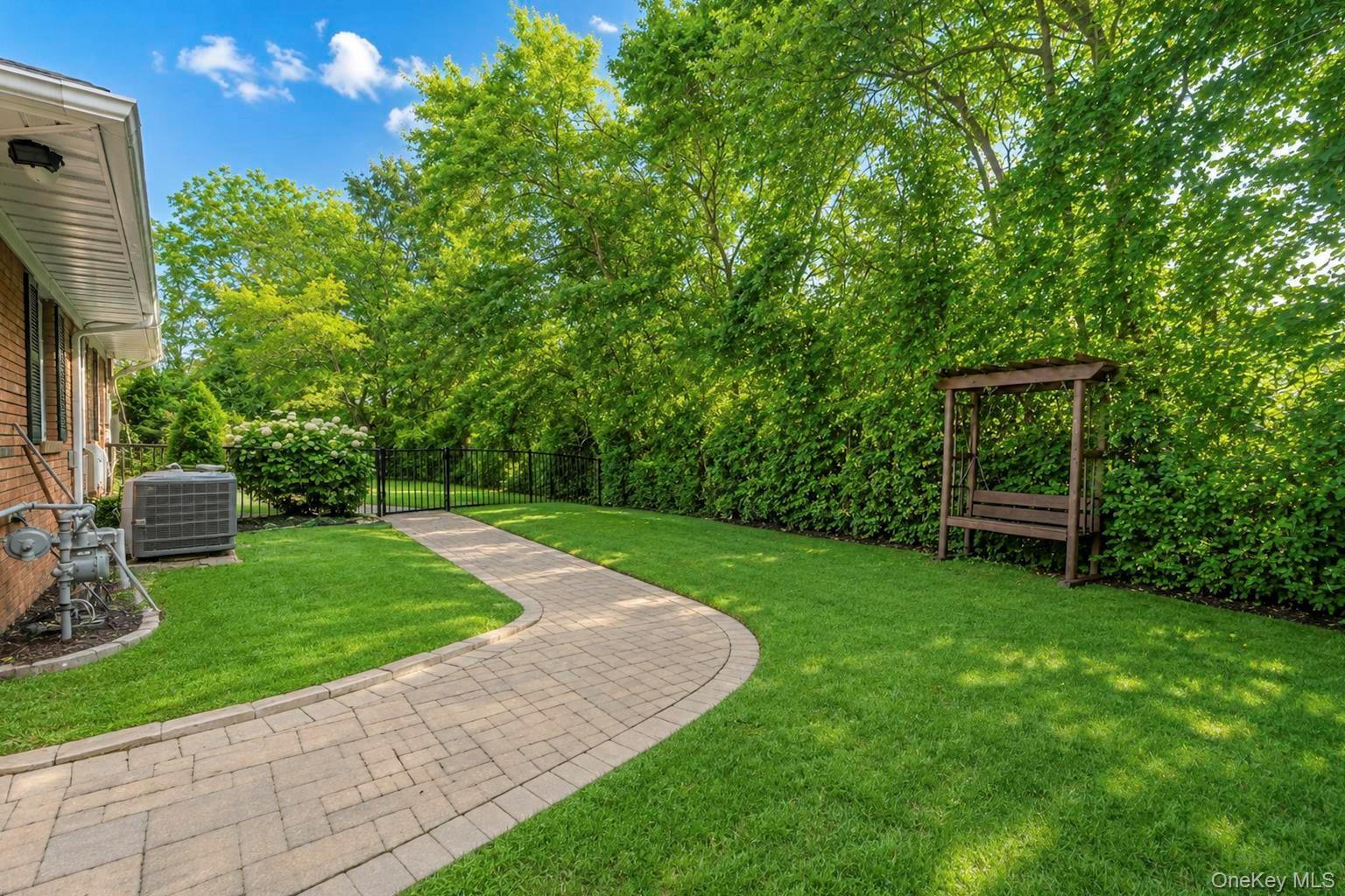 Single Family Reinhardt Court Suffolk County, NY 11715, MLS-1036280-6