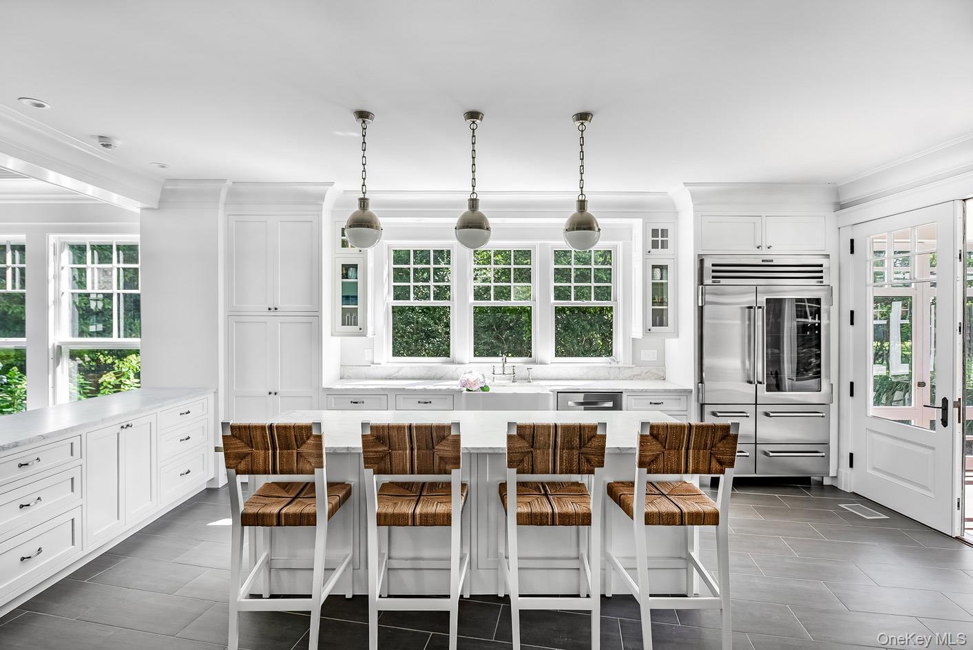 Single Family Park Avenue  Suffolk County, NY 11952, MLS-1036287-23