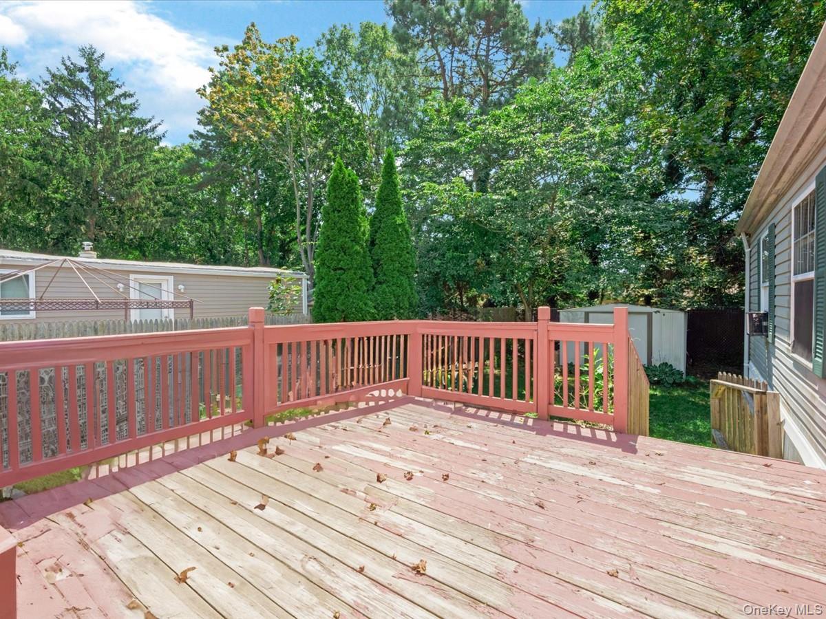 Single Family Mindy Lane  Suffolk County, NY 11716, MLS-1036313-2