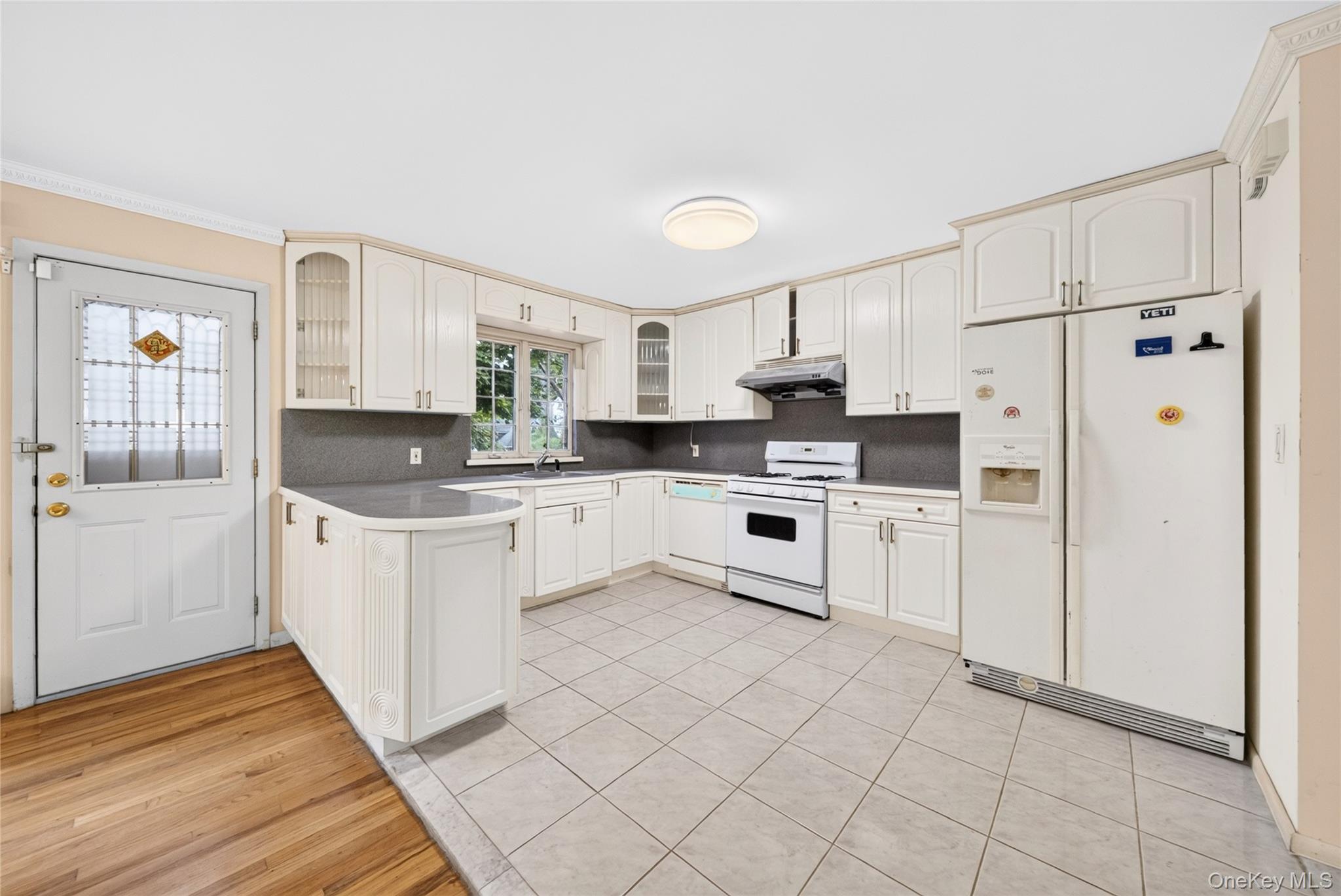 Single Family Palo Alto Street  Queens, NY 11423, MLS-1036325-7