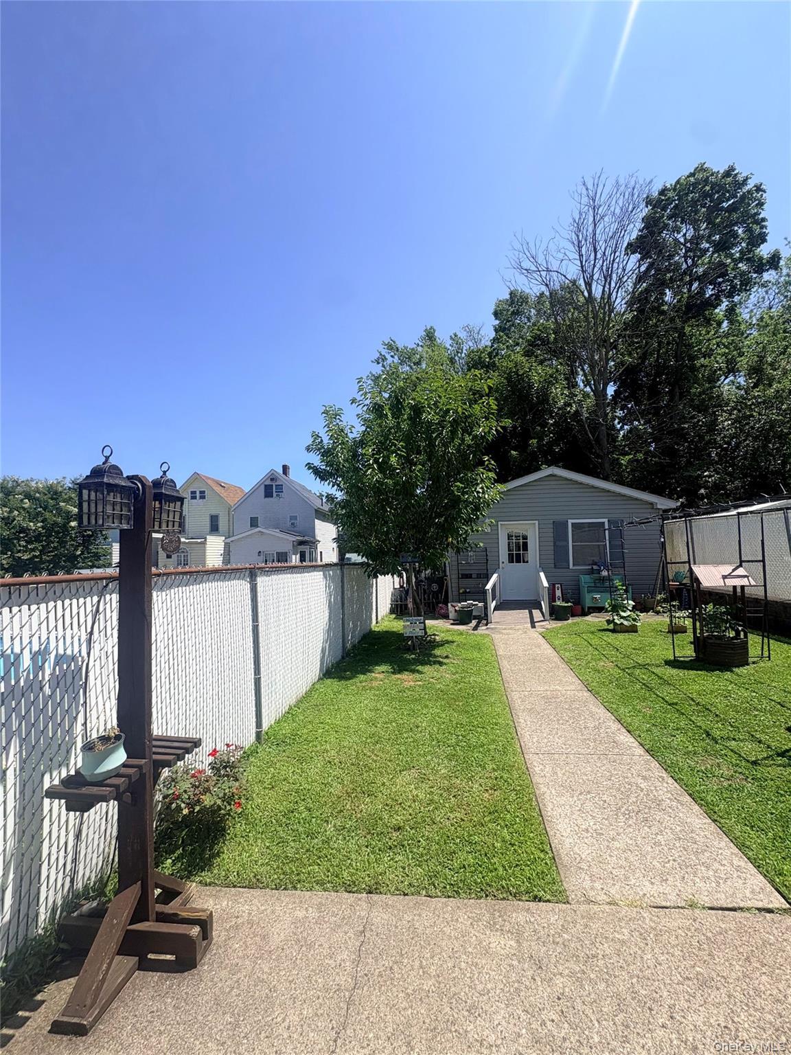 Single Family Saint Marys Avenue Staten Island, NY 10305, MLS-1036329-14