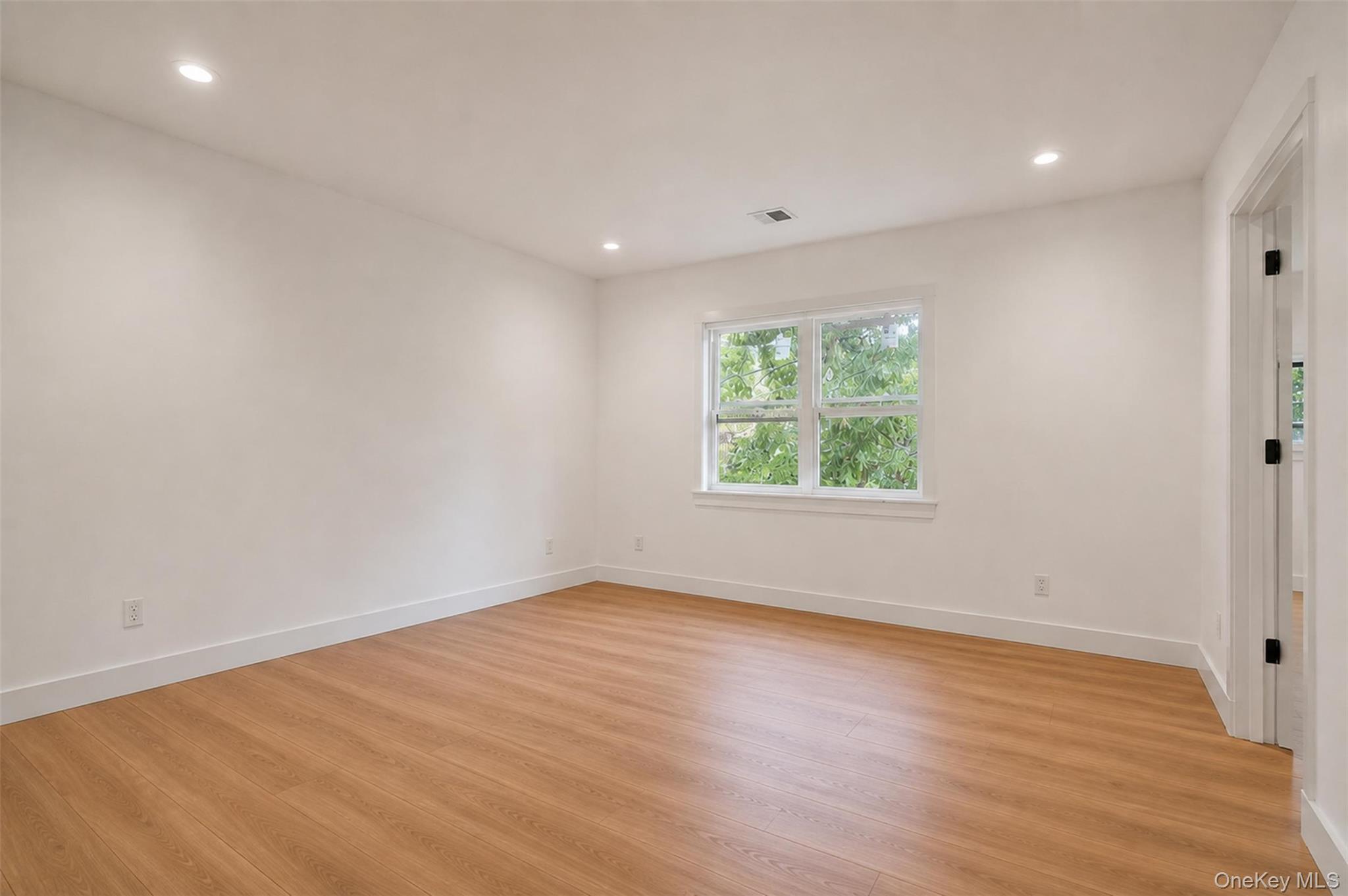 Single Family Cedar Lane Dutchess County, NY 12594, MLS-1036338-13