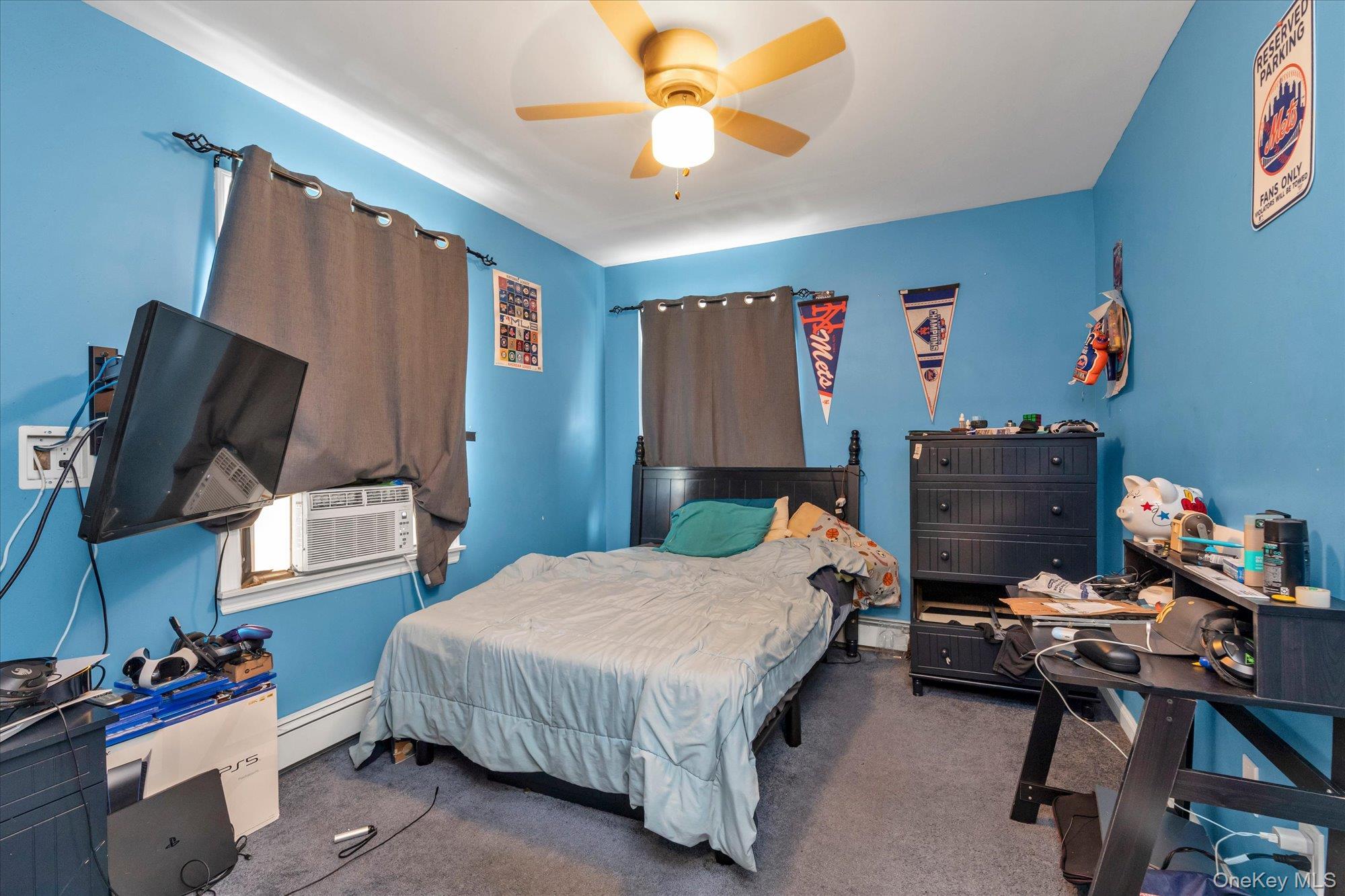 Single Family Windsor Place Nassau County, NY 11563, MLS-1036351-15