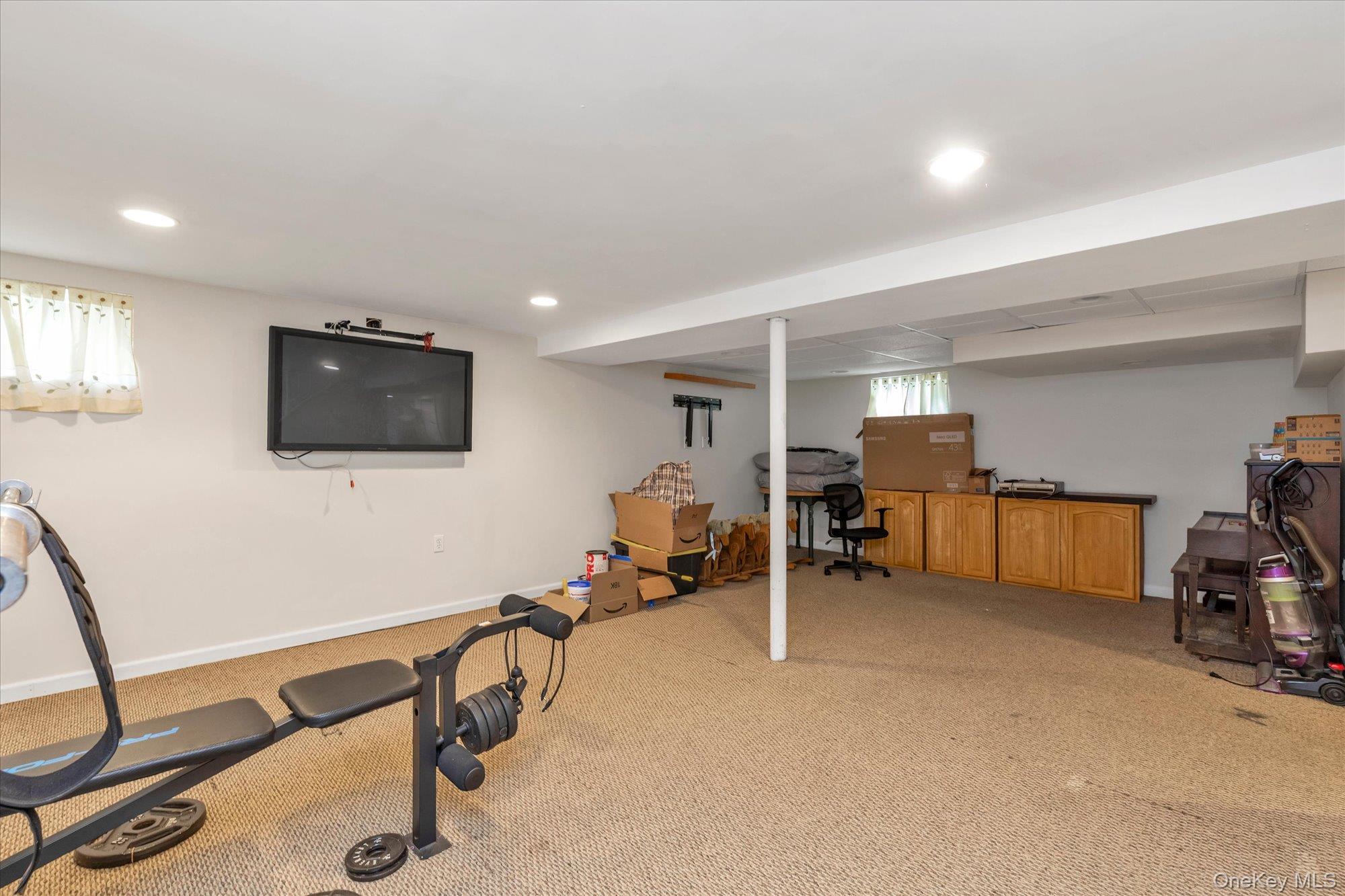 Single Family Windsor Place Nassau County, NY 11563, MLS-1036351-20