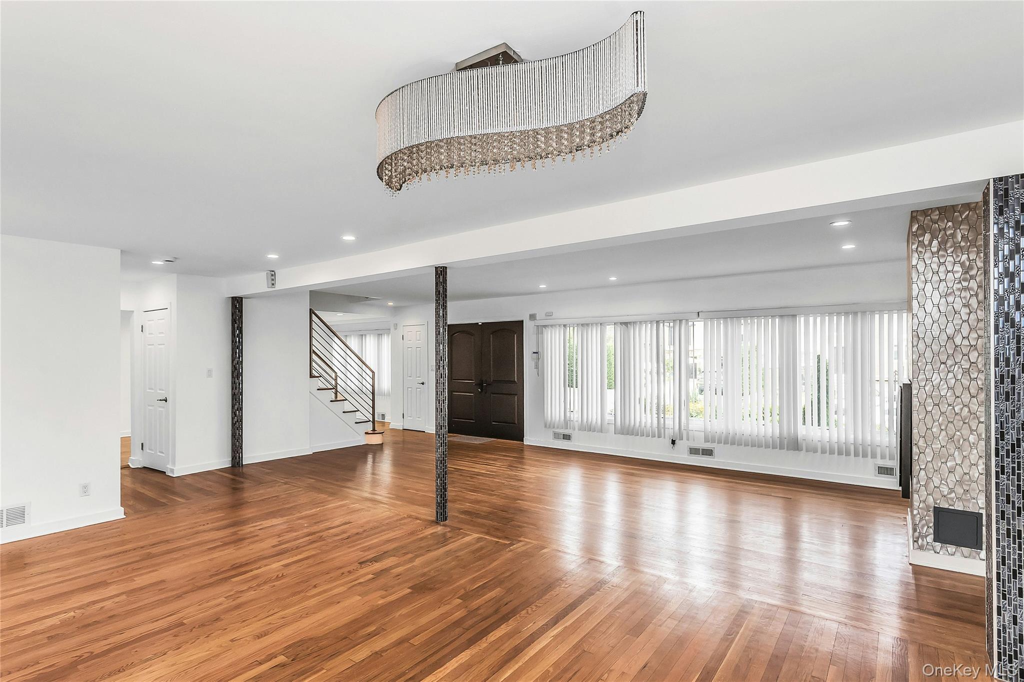 Single Family Powells Cove Boulevard Queens, NY 11357, MLS-1036365-5