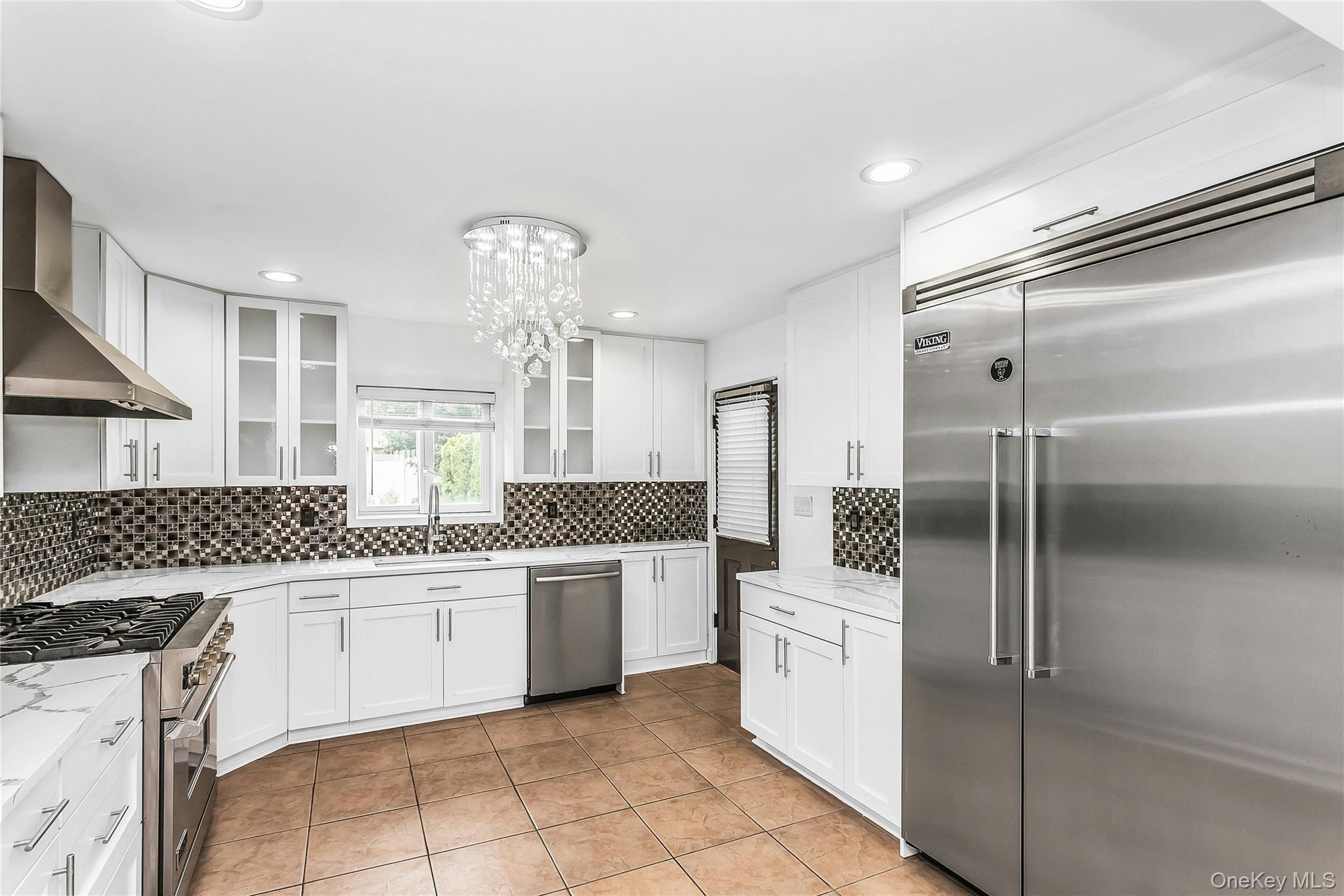 Single Family Powells Cove Boulevard Queens, NY 11357, MLS-1036365-7