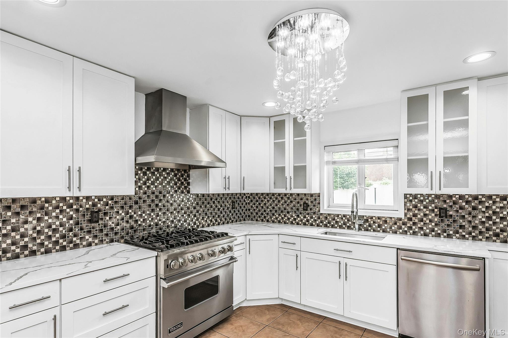Single Family Powells Cove Boulevard Queens, NY 11357, MLS-1036365-8