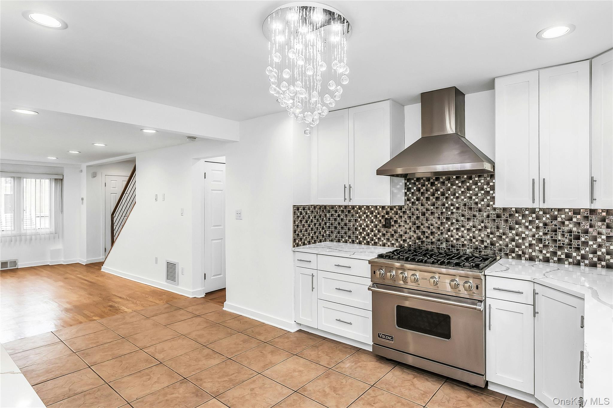Single Family Powells Cove Boulevard Queens, NY 11357, MLS-1036365-9