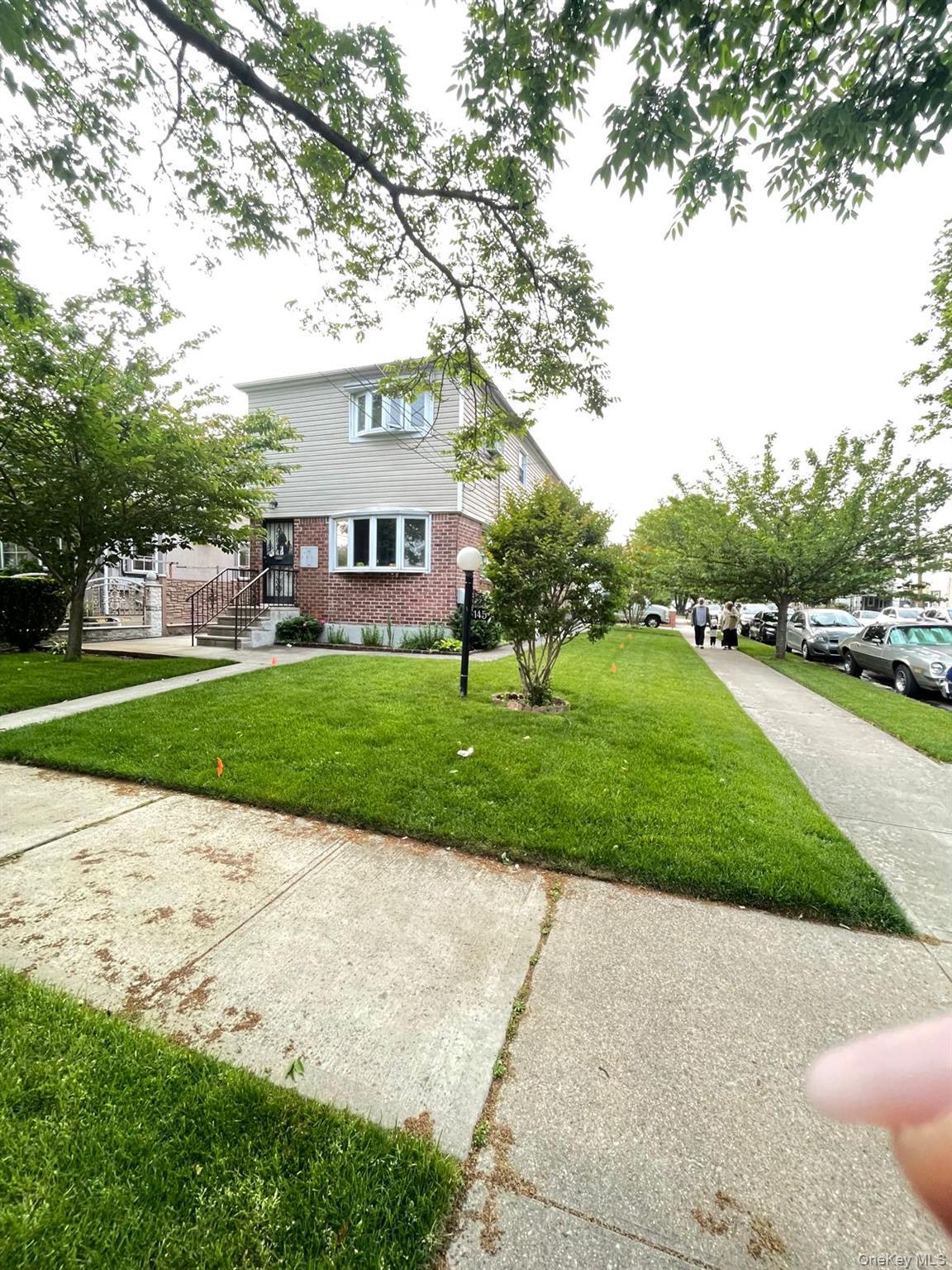 Single Family 116th Avenue Queens, NY 11436, MLS-1036369-7