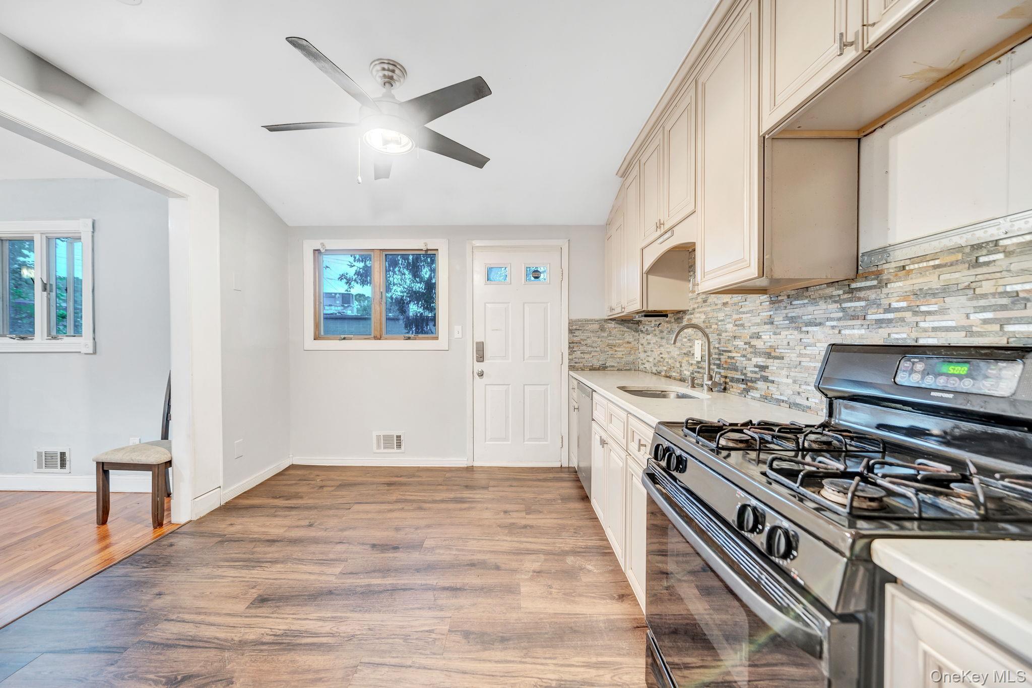 Single Family University Drive  Suffolk County, NY 11779, MLS-1036382-13