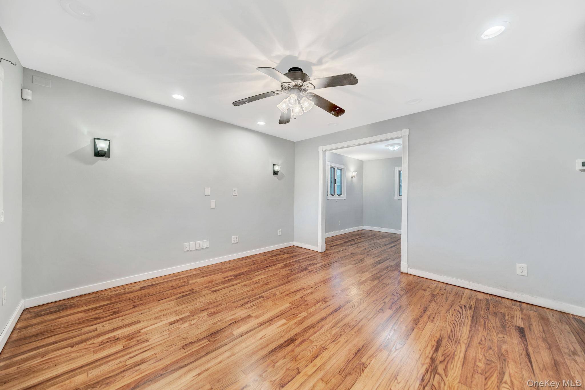 Single Family University Drive  Suffolk County, NY 11779, MLS-1036382-15