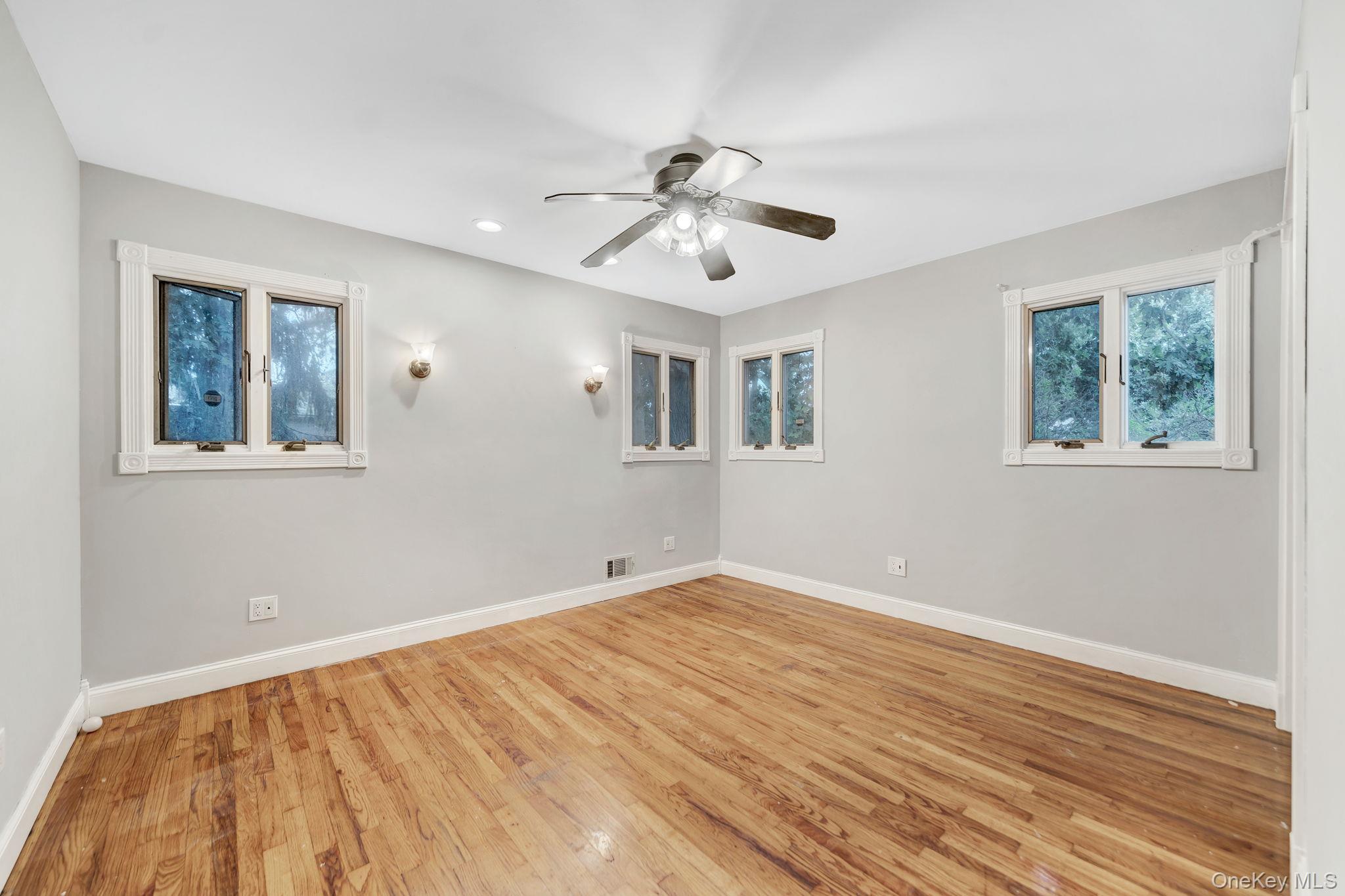 Single Family University Drive  Suffolk County, NY 11779, MLS-1036382-18