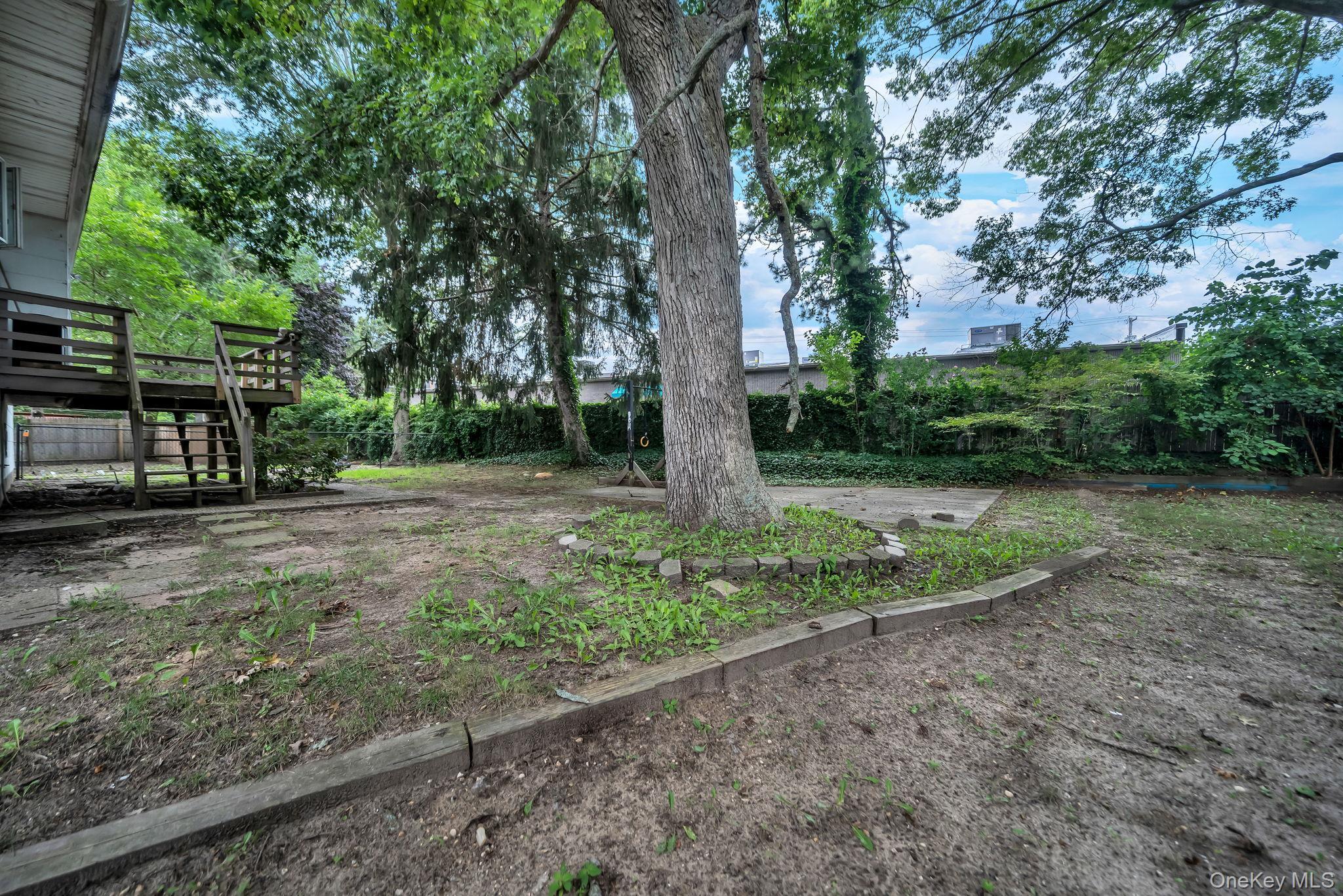 Single Family University Drive  Suffolk County, NY 11779, MLS-1036382-41