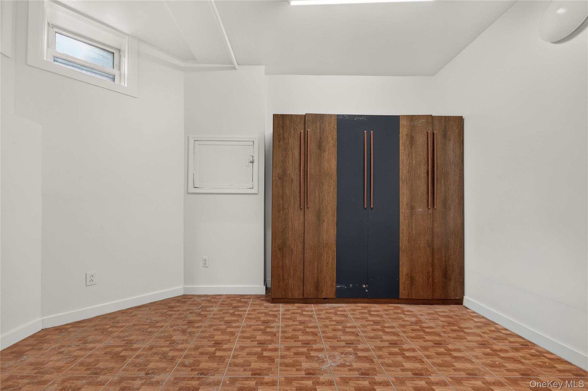 Single Family Drew Street  Brooklyn, NY 11208, MLS-1036385-13
