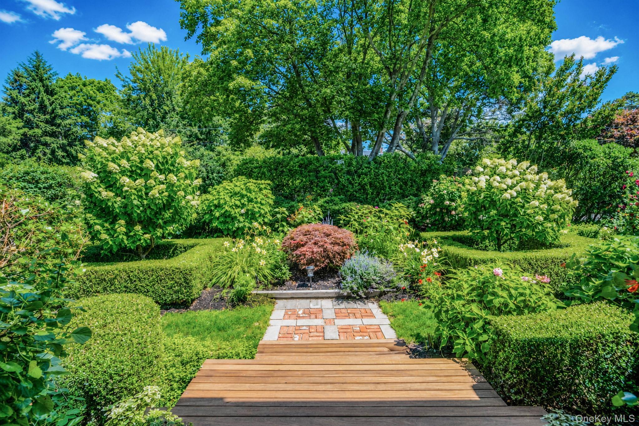 Single Family Jackson Avenue Suffolk County, NY 11942, MLS-1036409-47