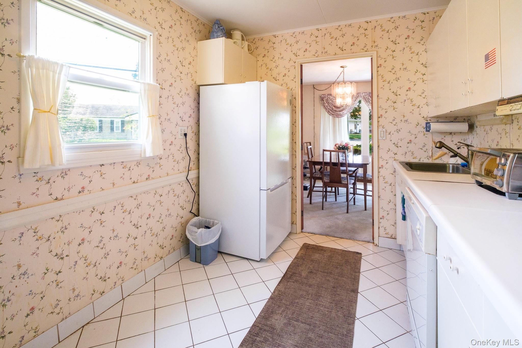 Single Family Windermere Drive  Westchester County, NY 10710, MLS-1036420-11
