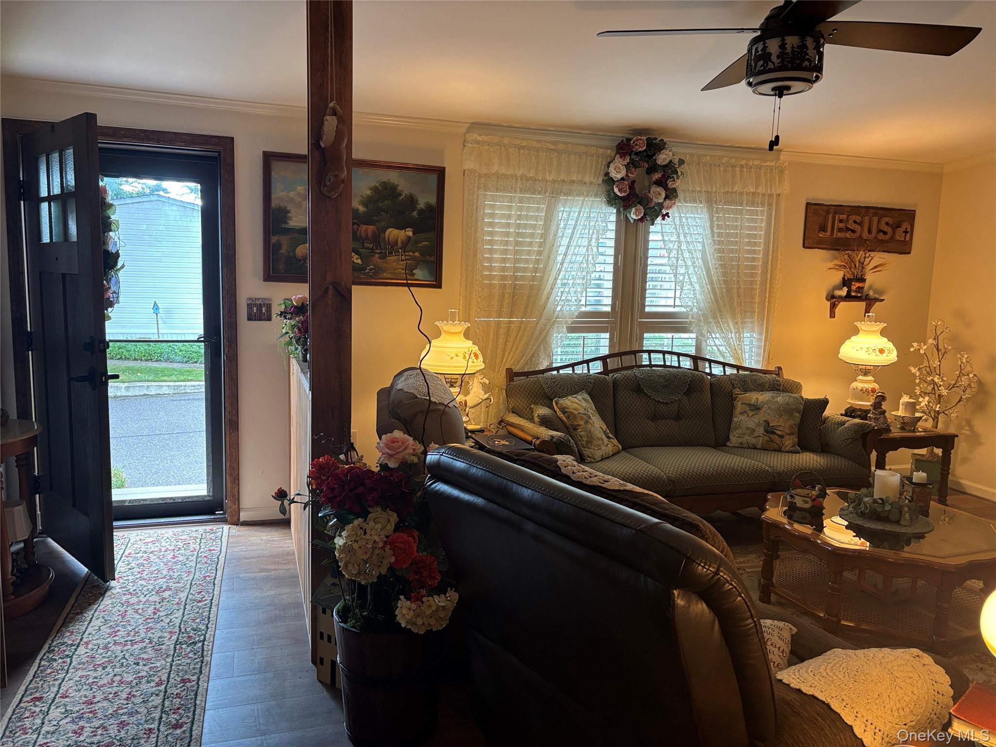 Single Family Old Country Road Suffolk County, NY 11901, MLS-1036429-12