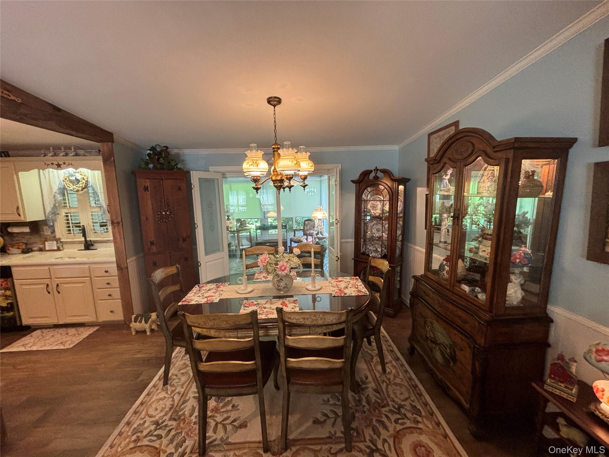 Single Family Old Country Road Suffolk County, NY 11901, MLS-1036429-25