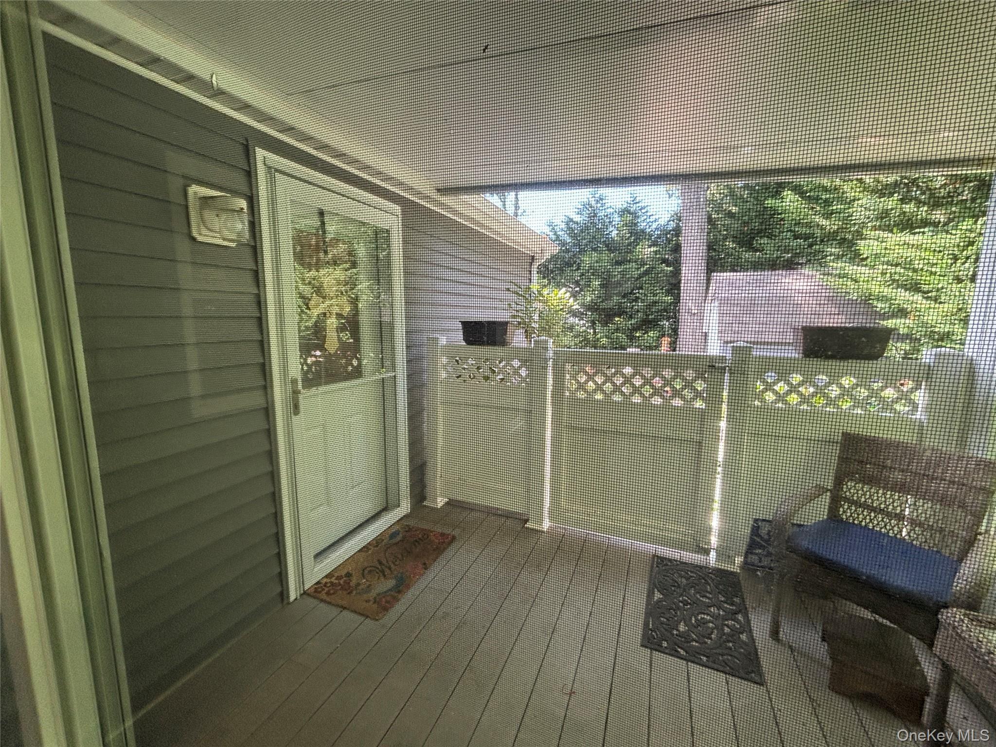 Single Family Old Country Road Suffolk County, NY 11901, MLS-1036429-7