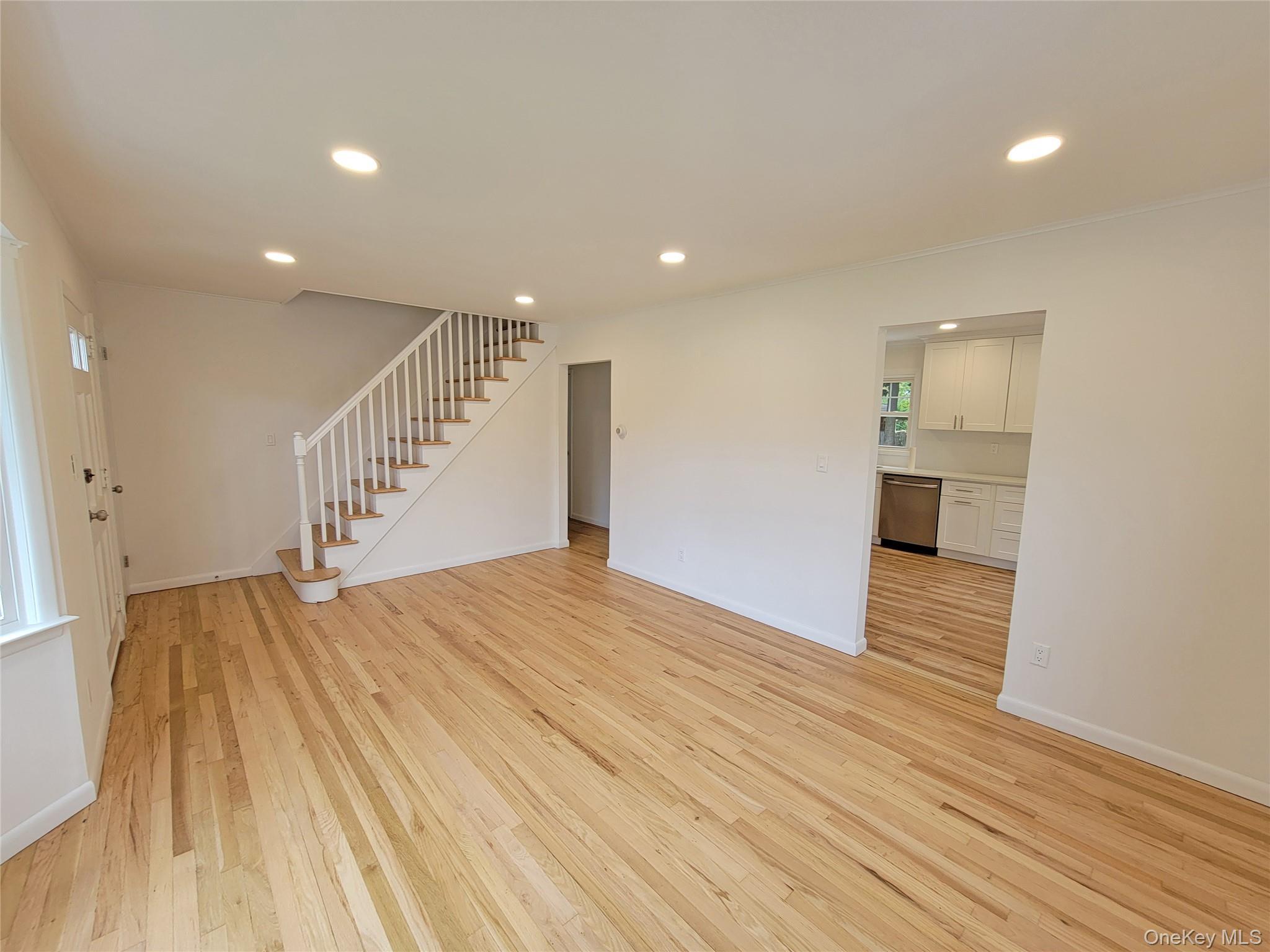 Single Family 3rd Avenue Suffolk County, NY 11705, MLS-1036438-2