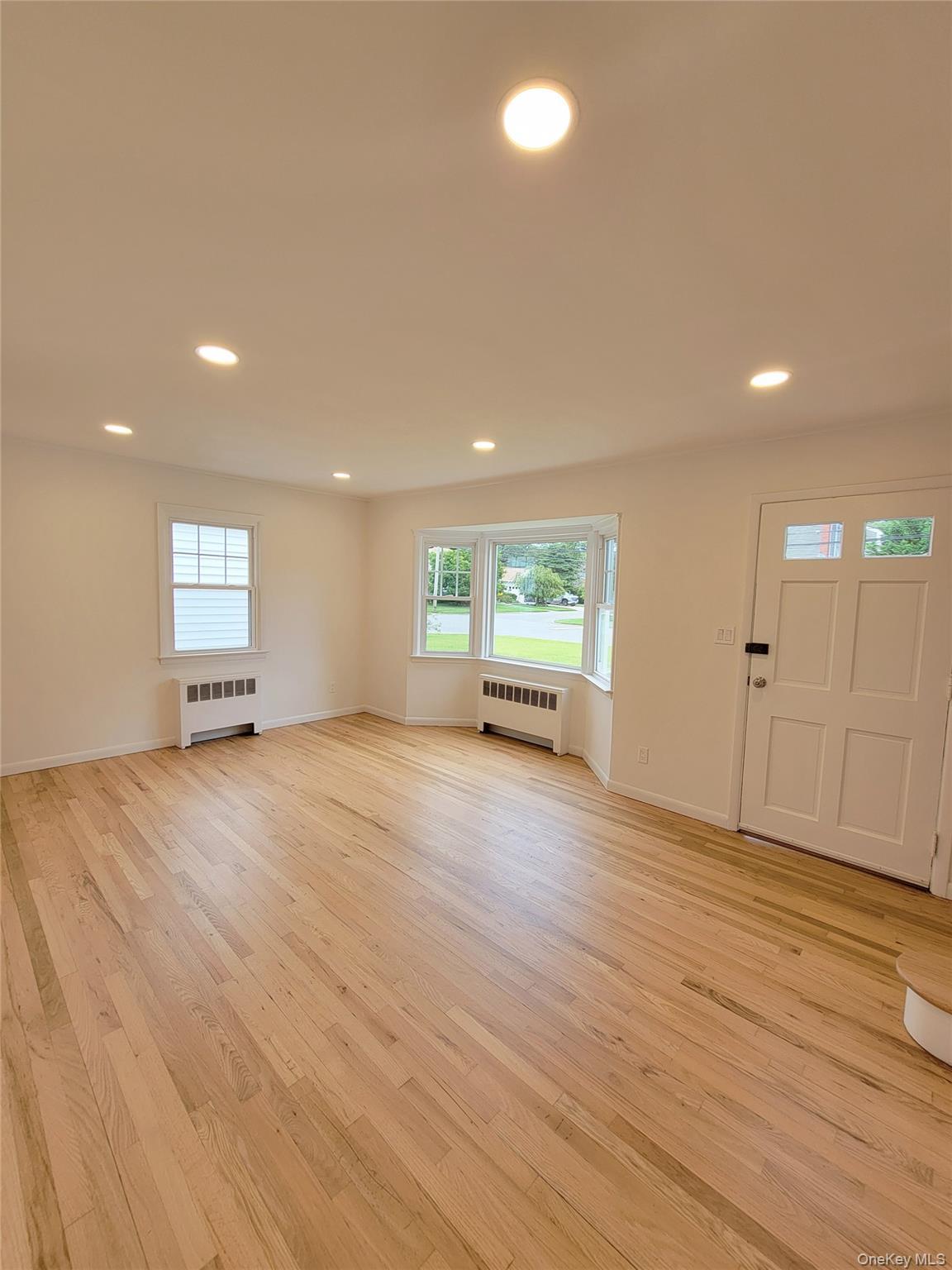 Single Family 3rd Avenue Suffolk County, NY 11705, MLS-1036438-3
