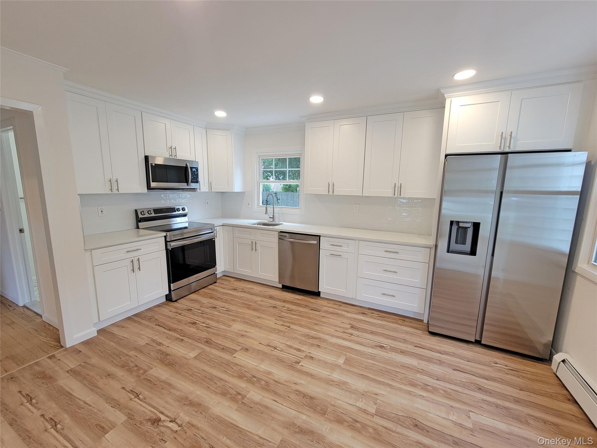 Single Family 3rd Avenue Suffolk County, NY 11705, MLS-1036438-4