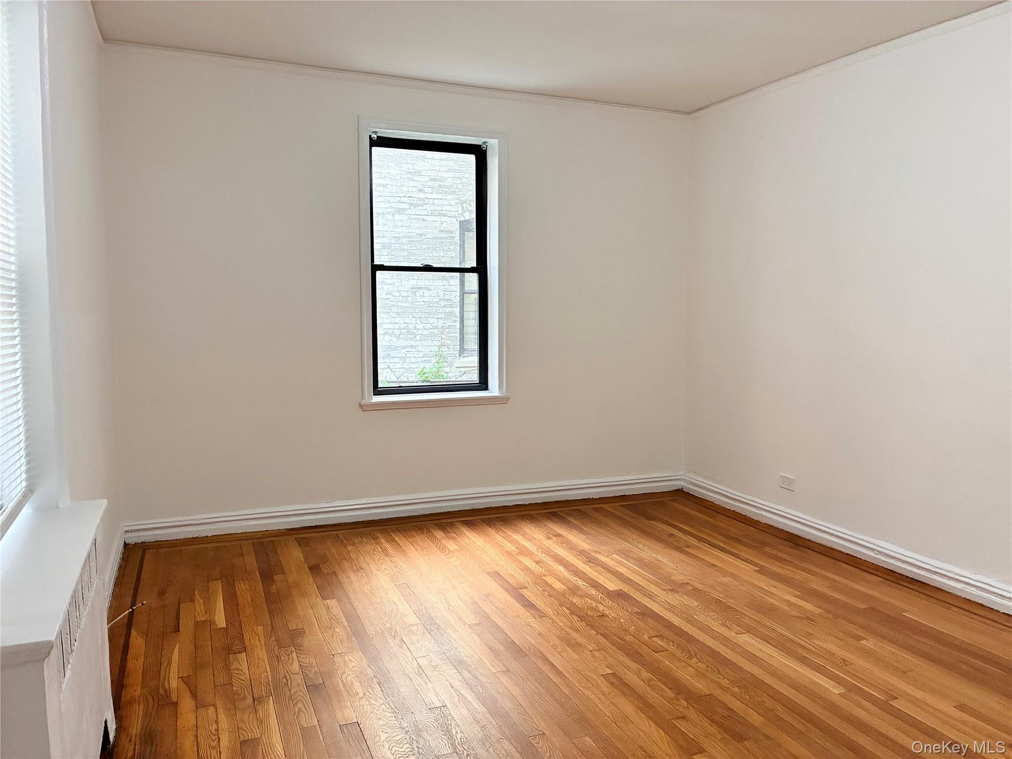Apartment Creston Avenue  Bronx, NY 10468, MLS-1036451-10