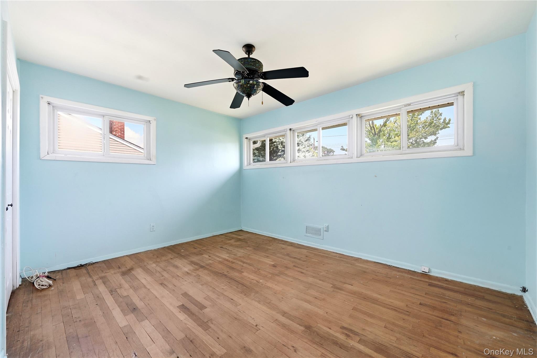 Single Family 1st Avenue  Nassau County, NY 11762, MLS-1036458-16