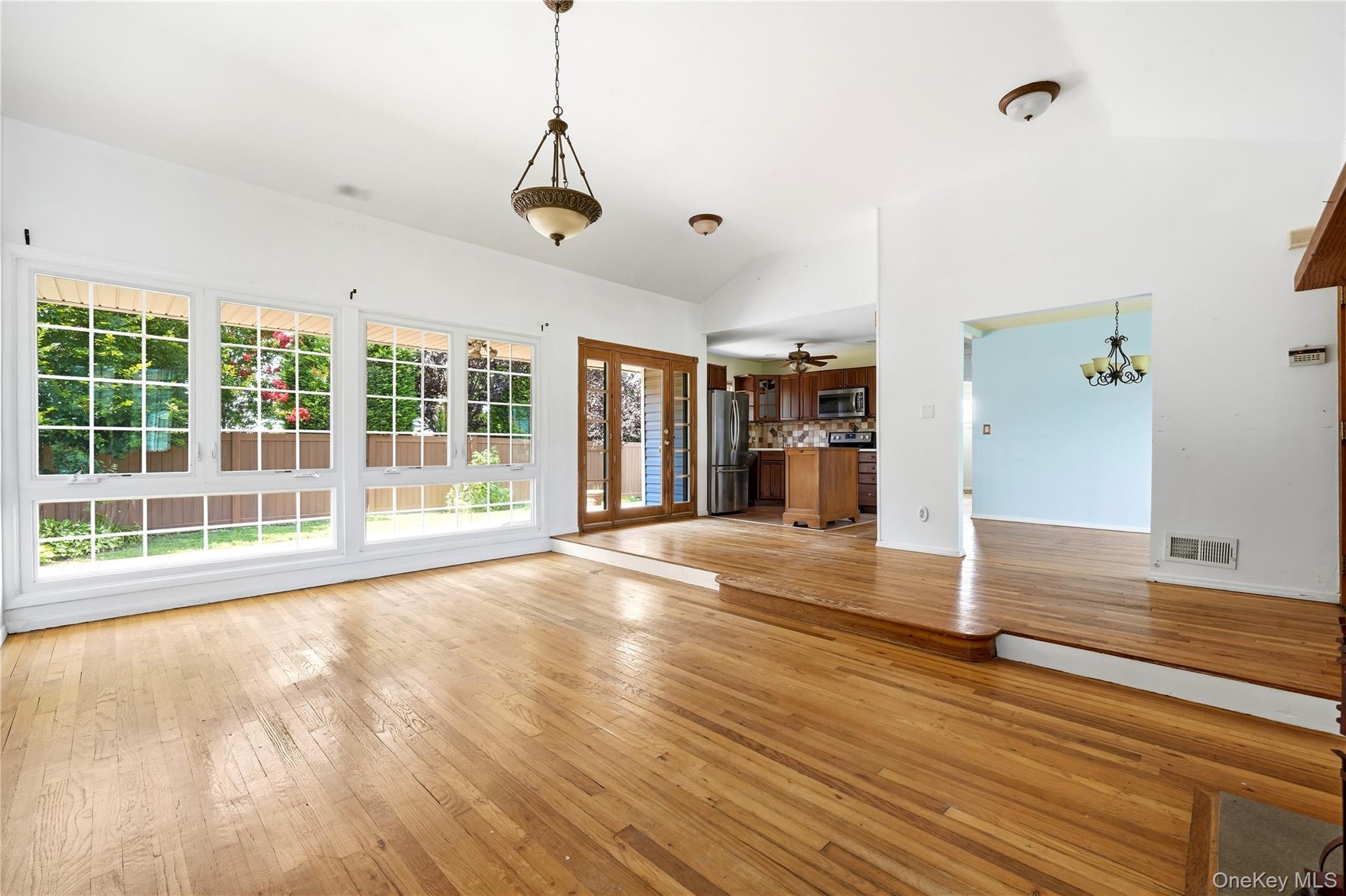 Single Family 1st Avenue  Nassau County, NY 11762, MLS-1036458-3