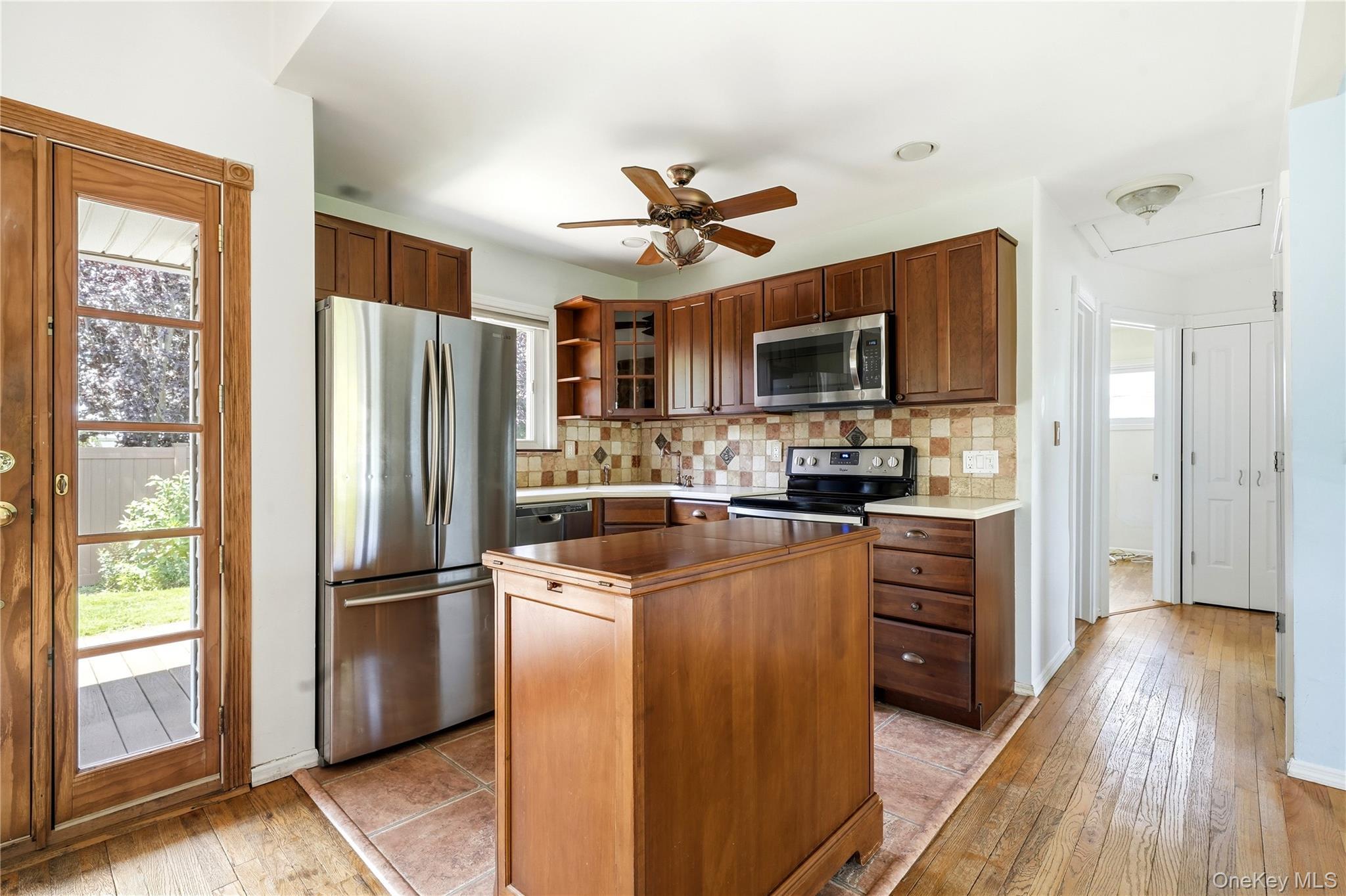 Single Family 1st Avenue  Nassau County, NY 11762, MLS-1036458-9