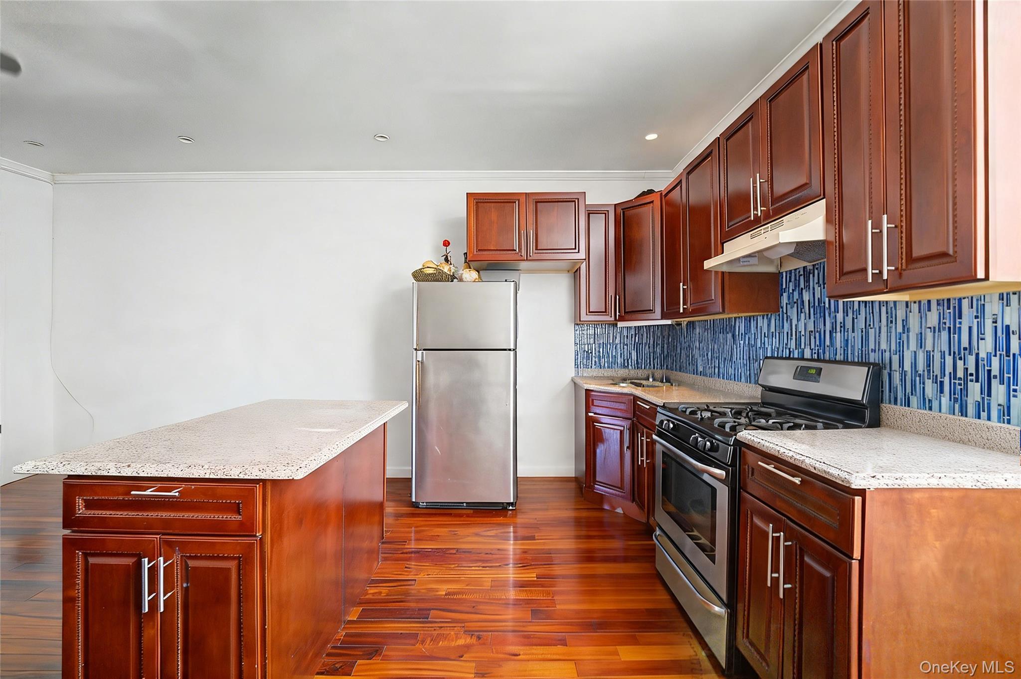 Single Family 95th Avenue Queens, NY 11416, MLS-1036479-12
