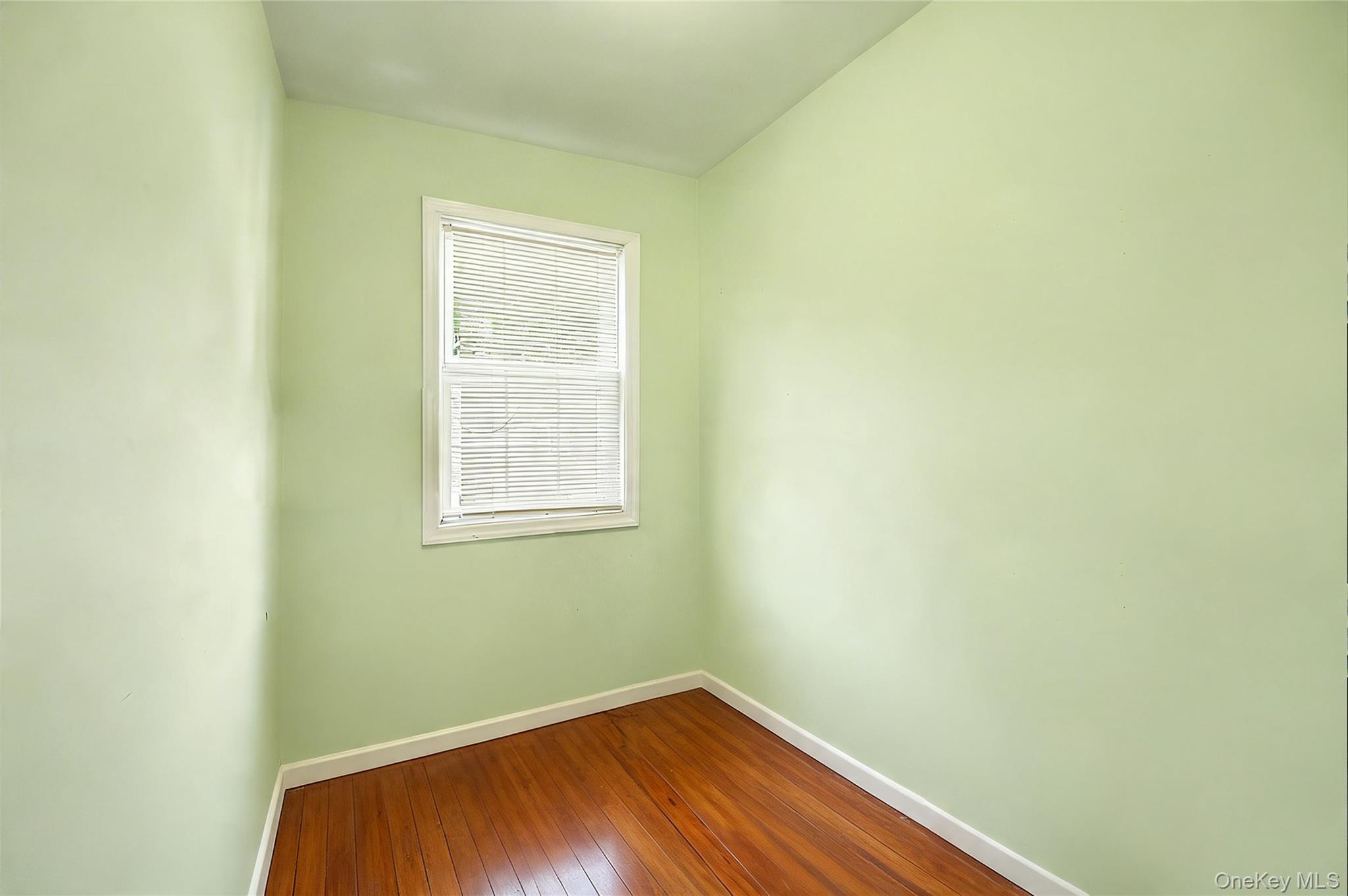 Single Family 95th Avenue Queens, NY 11416, MLS-1036479-17