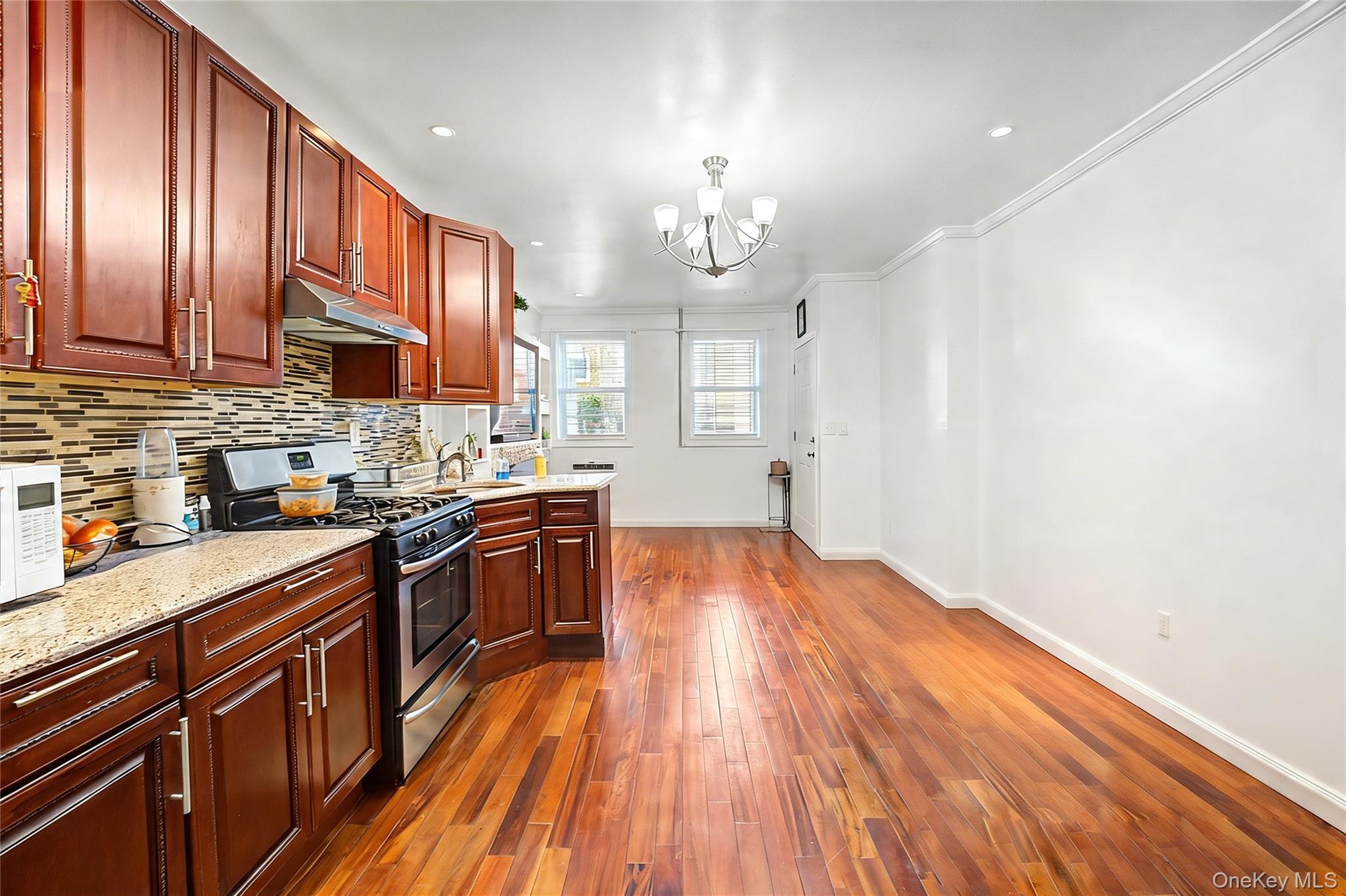 Single Family 95th Avenue Queens, NY 11416, MLS-1036479-6