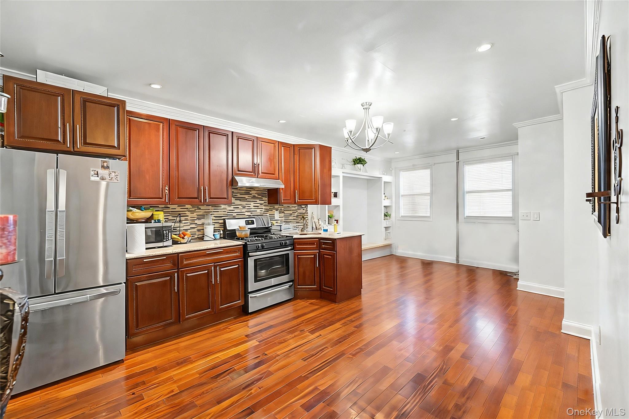 Single Family 95th Avenue Queens, NY 11416, MLS-1036479-7