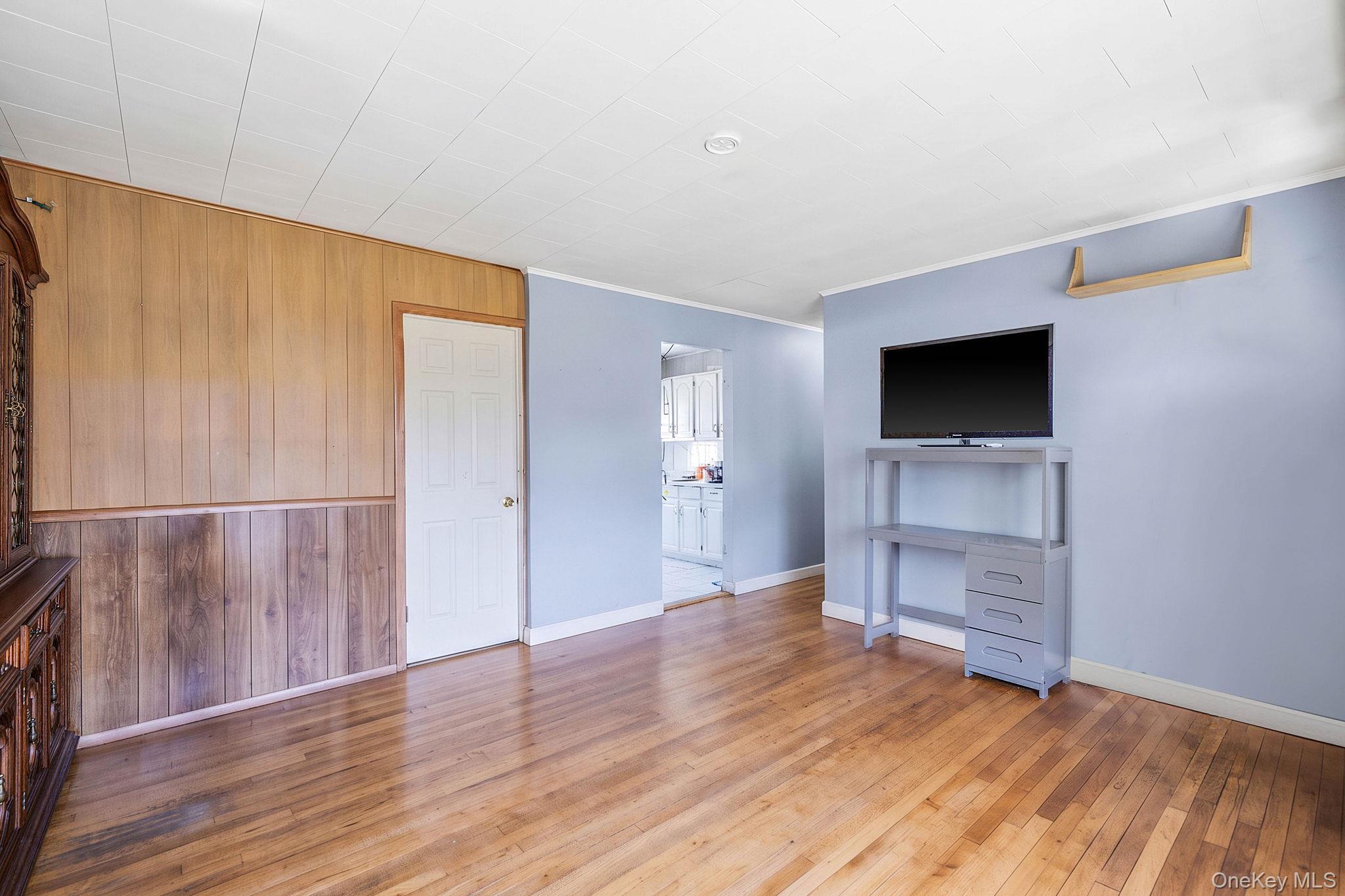 Single Family Eagle Avenue Suffolk County, NY 11763, MLS-1036481-14