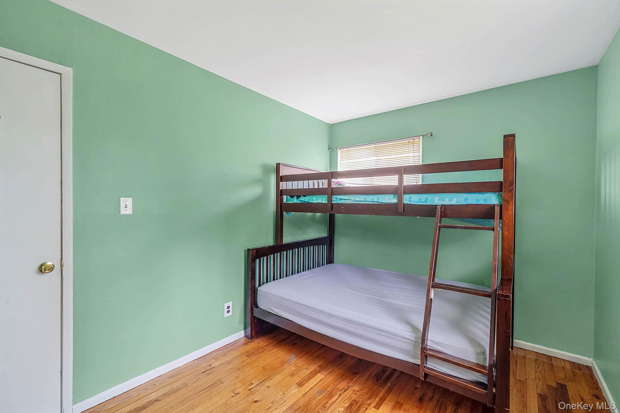 Single Family Eagle Avenue Suffolk County, NY 11763, MLS-1036481-22