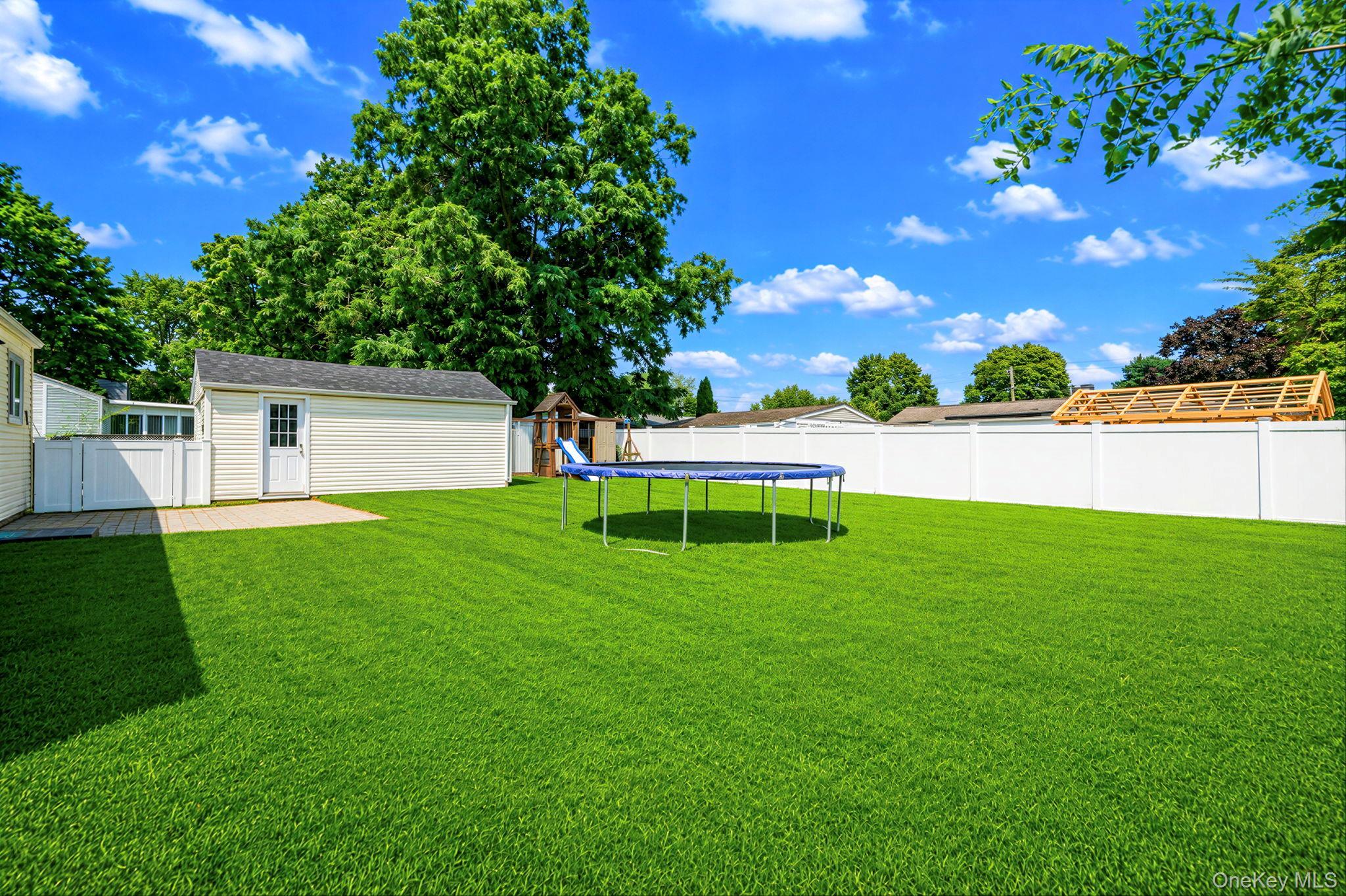 Single Family Eagle Avenue Suffolk County, NY 11763, MLS-1036481-5