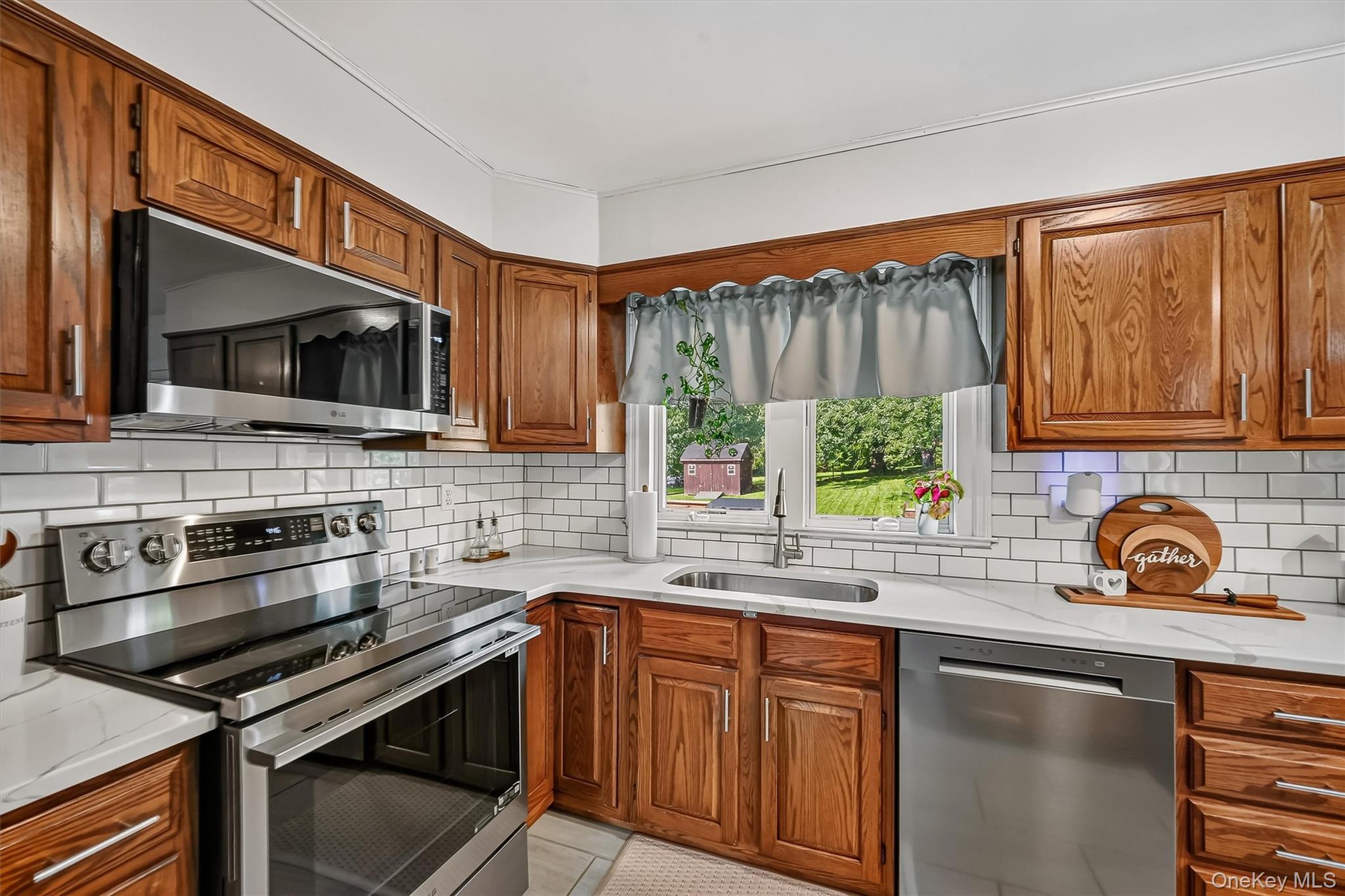 Single Family High Acres Drive  Dutchess County, NY 12603, MLS-1036512-16