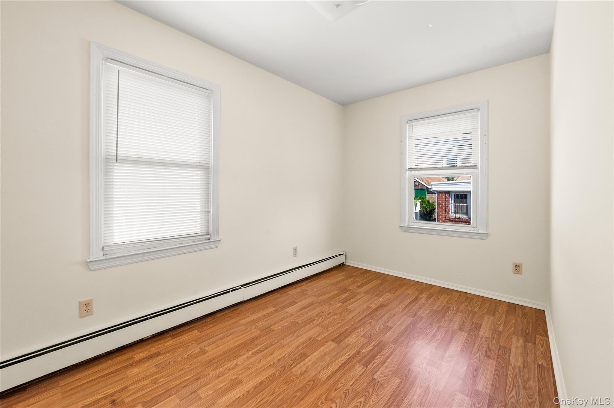Single Family Beechwood Avenue  Nassau County, NY 11050, MLS-1036514-12