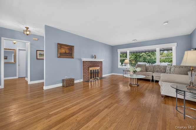 Single Family Woodleaf Court Suffolk County, NY 11724, MLS-1036519-6