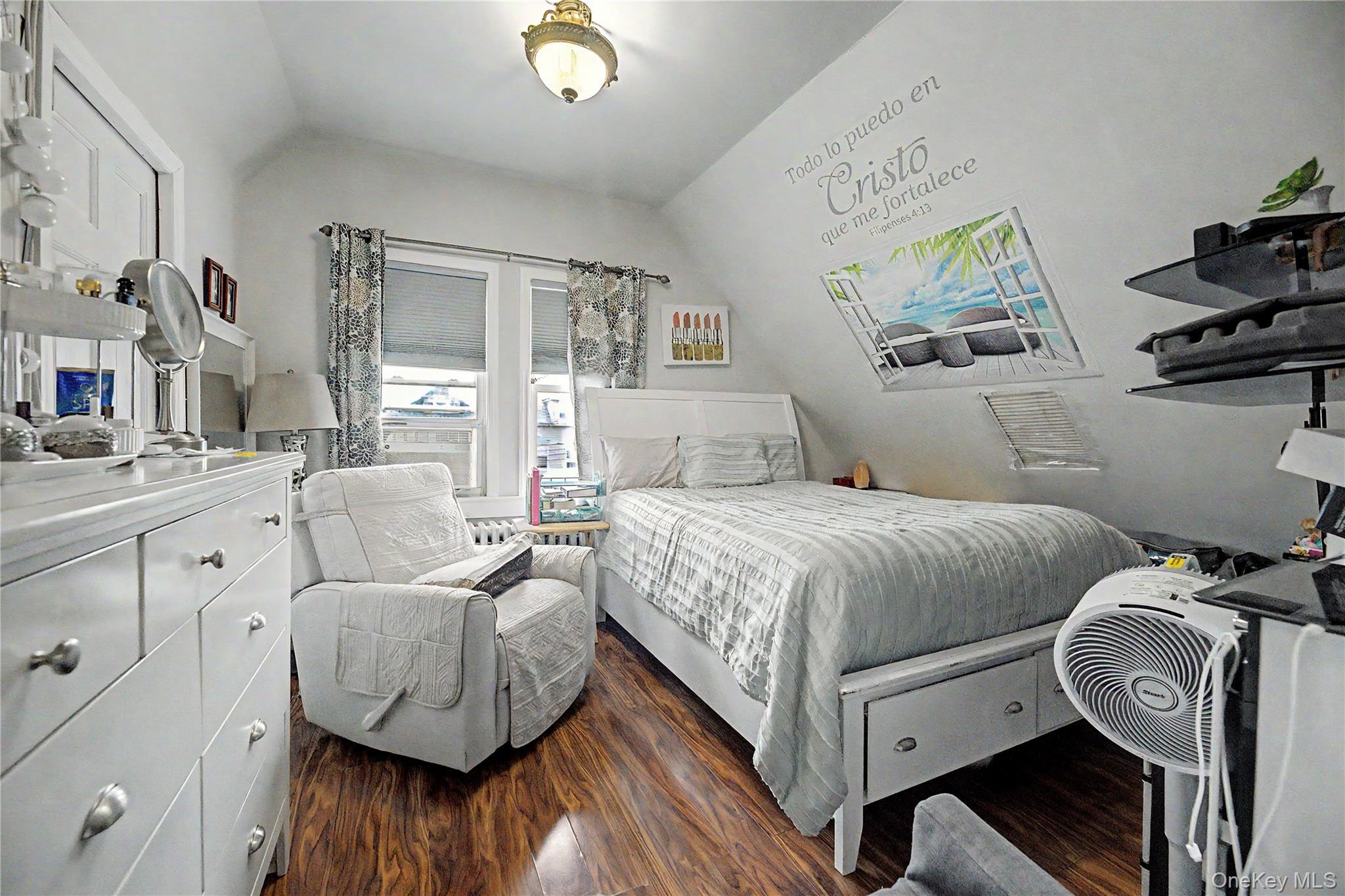 Single Family Bogart Avenue  Bronx, NY 10462, MLS-1036528-10