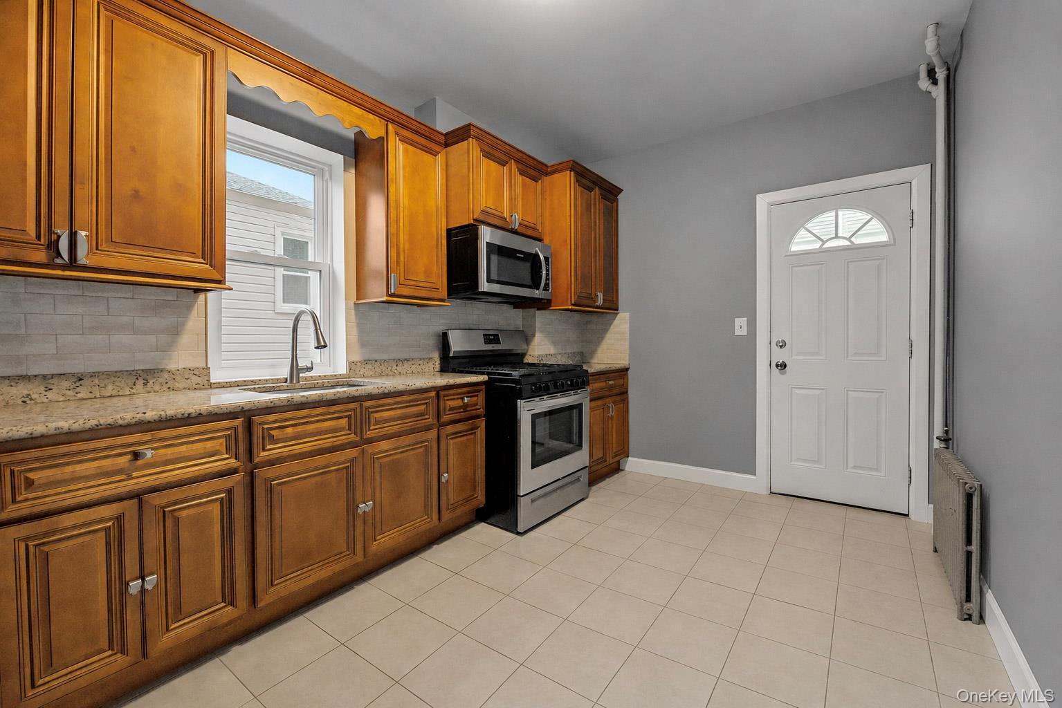 Single Family Bogart Avenue  Bronx, NY 10462, MLS-1036528-15