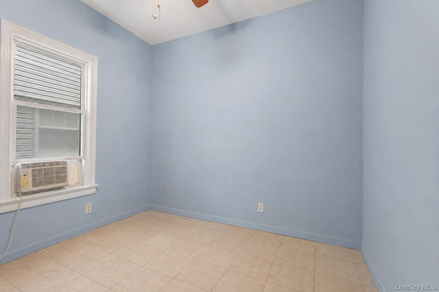 Single Family Bogart Avenue  Bronx, NY 10462, MLS-1036528-16