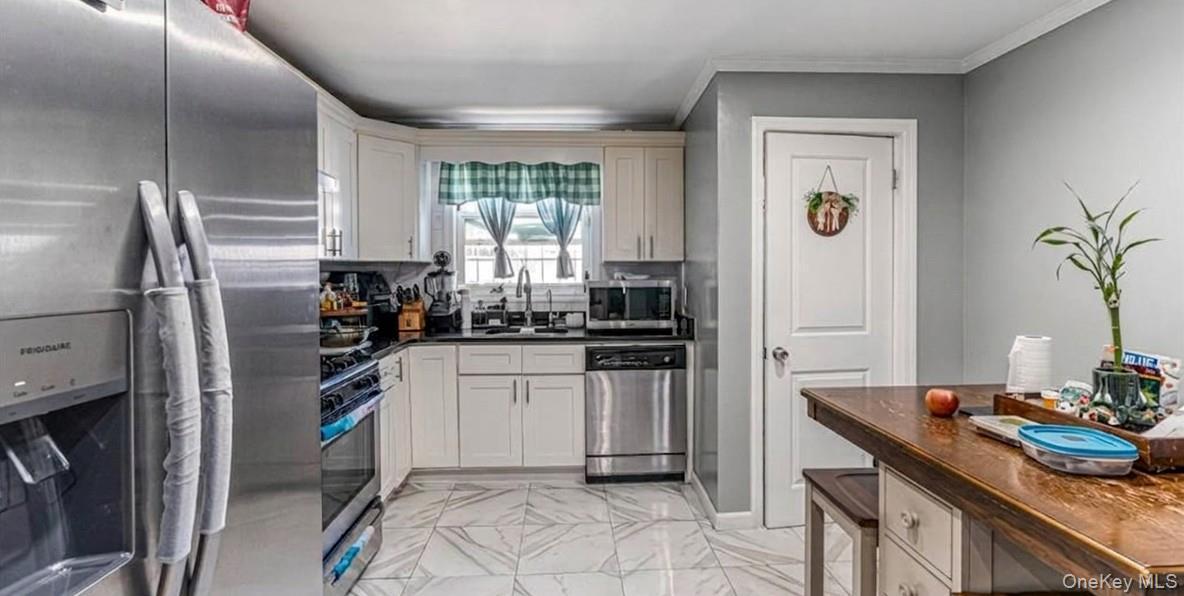 Single Family Logan Street Brooklyn, NY 11208, MLS-1036529-27