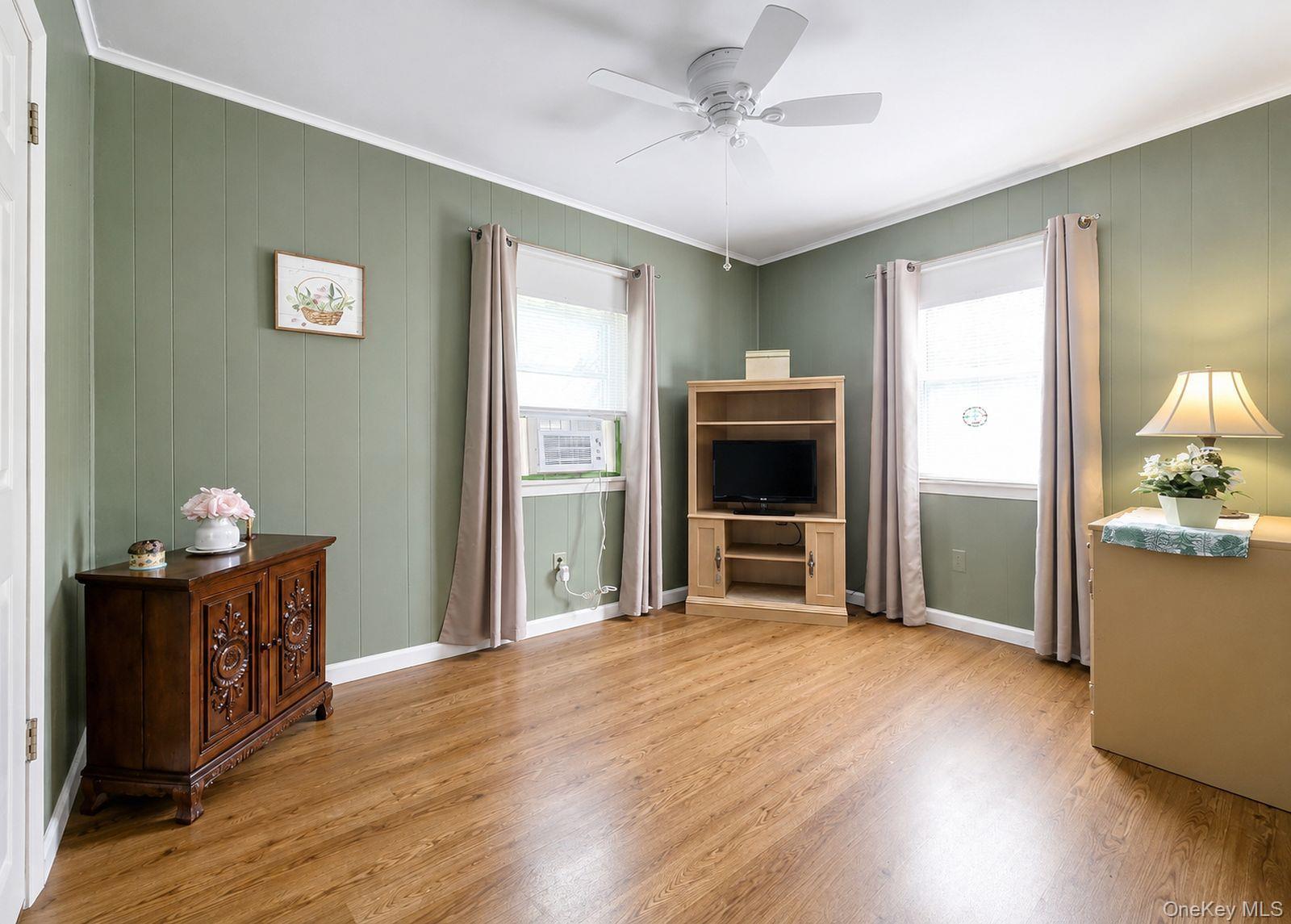 Single Family Magnolia Drive Suffolk County, NY 11784, MLS-1036543-15