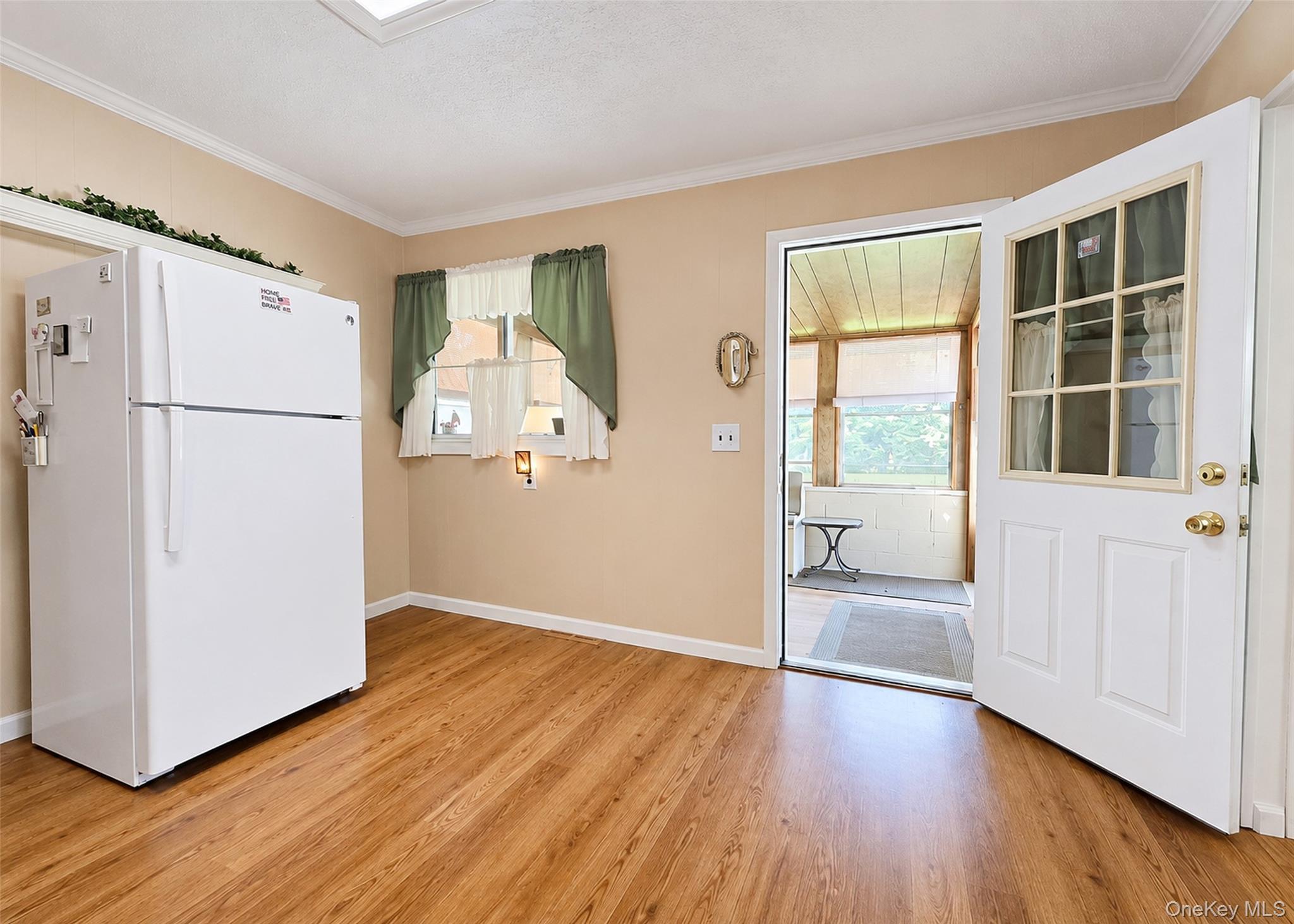 Single Family Magnolia Drive Suffolk County, NY 11784, MLS-1036543-7