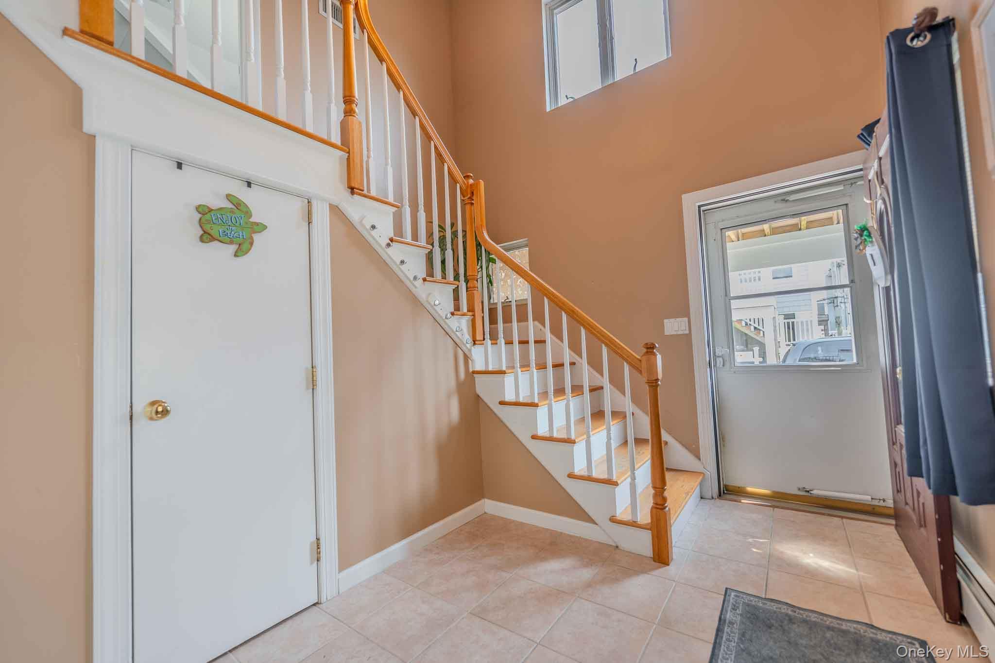 Single Family Louisiana Street  Nassau County, NY 11561, MLS-1036557-15