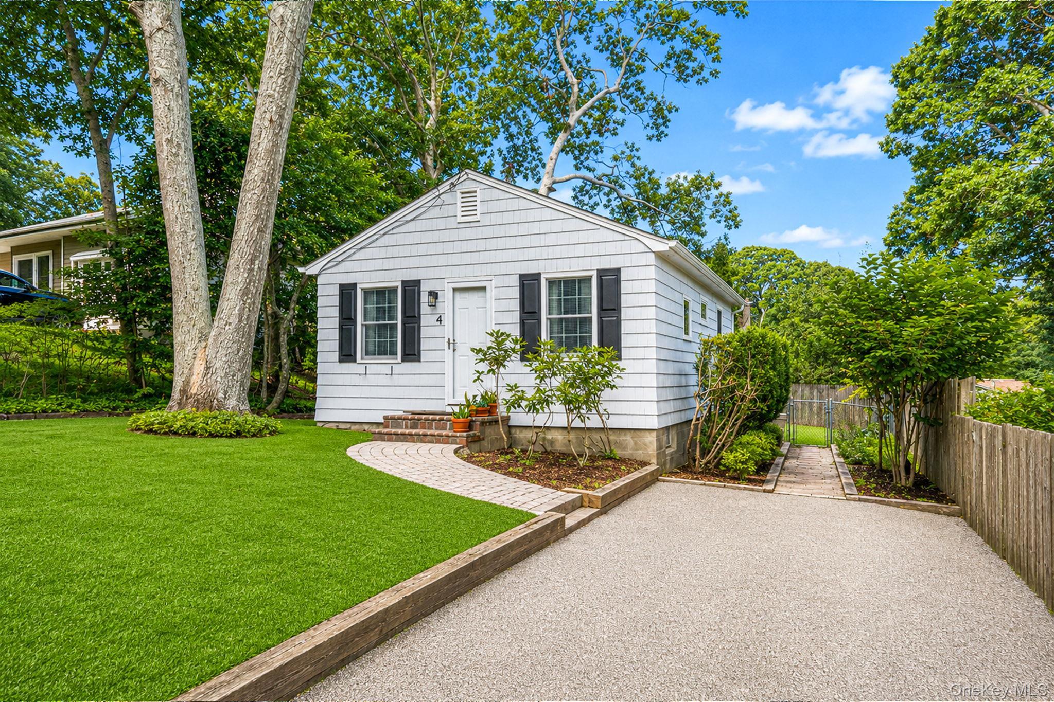 Single Family Vine Street Suffolk County, NY 11946, MLS-1036558-17